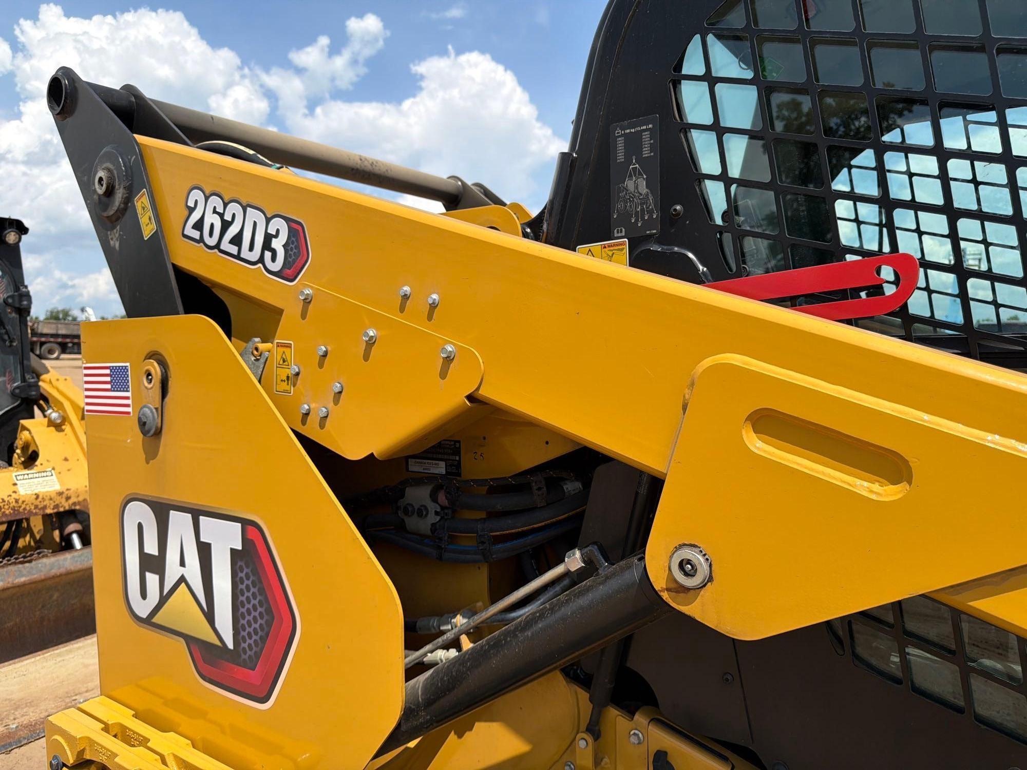 2024 Caterpillar 262D