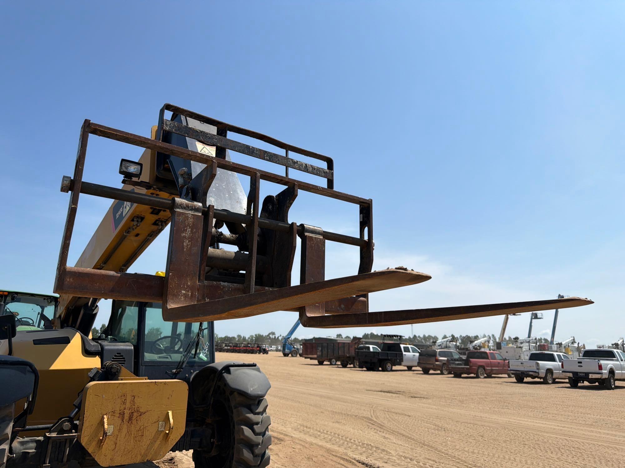 2014 Caterpillar TL943C