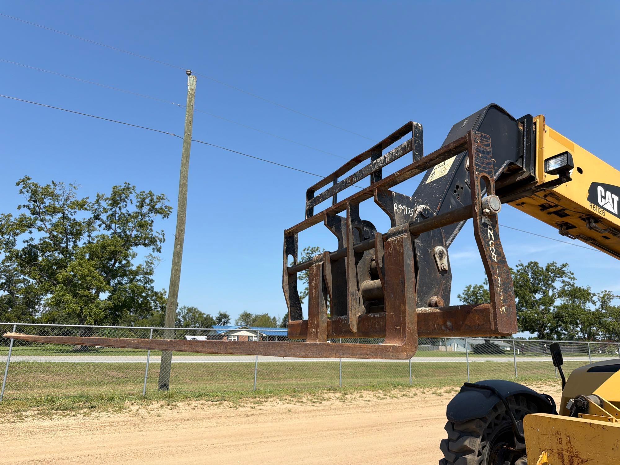 2014 Caterpillar TL943C