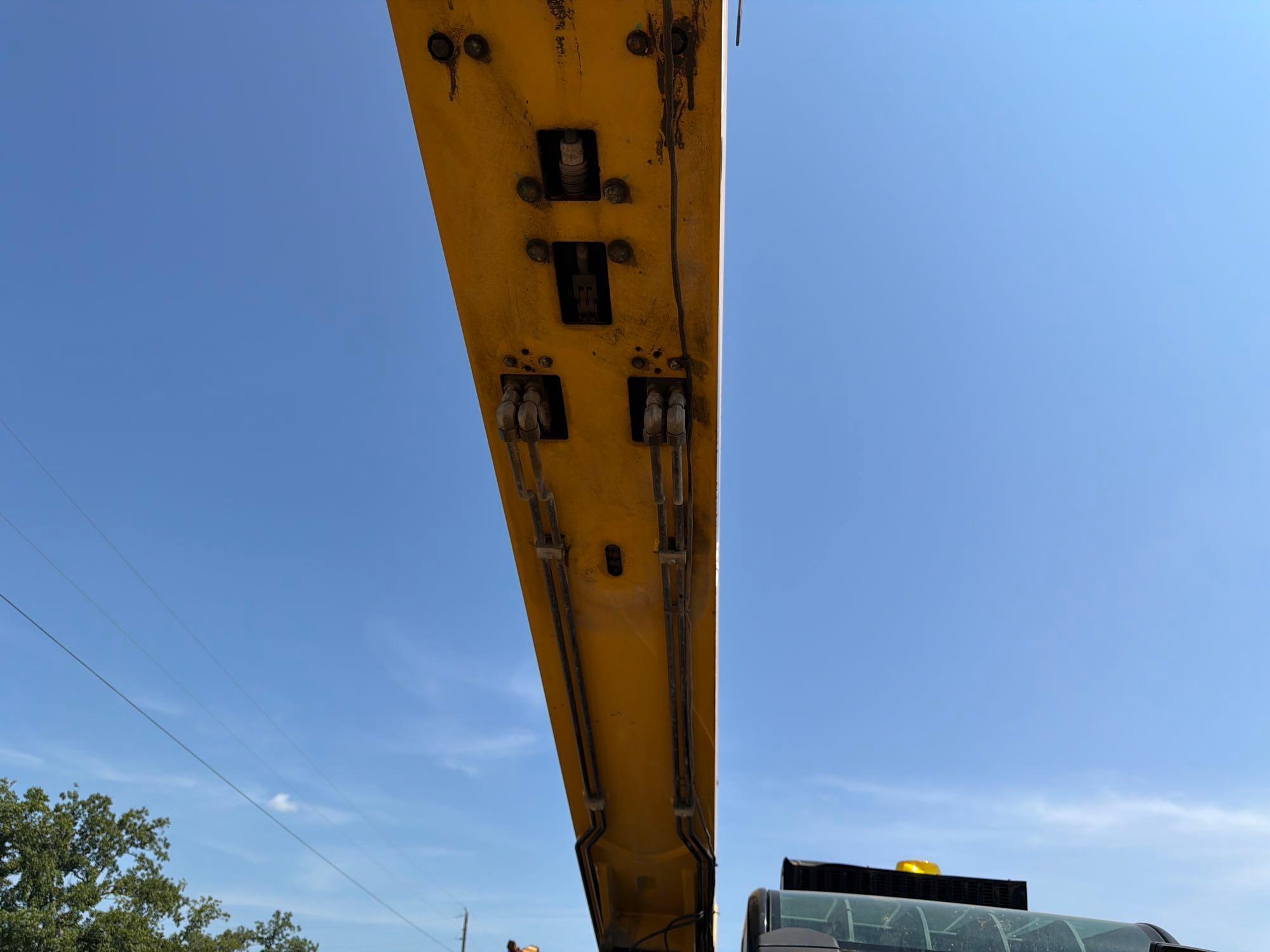 2014 Caterpillar TL943C