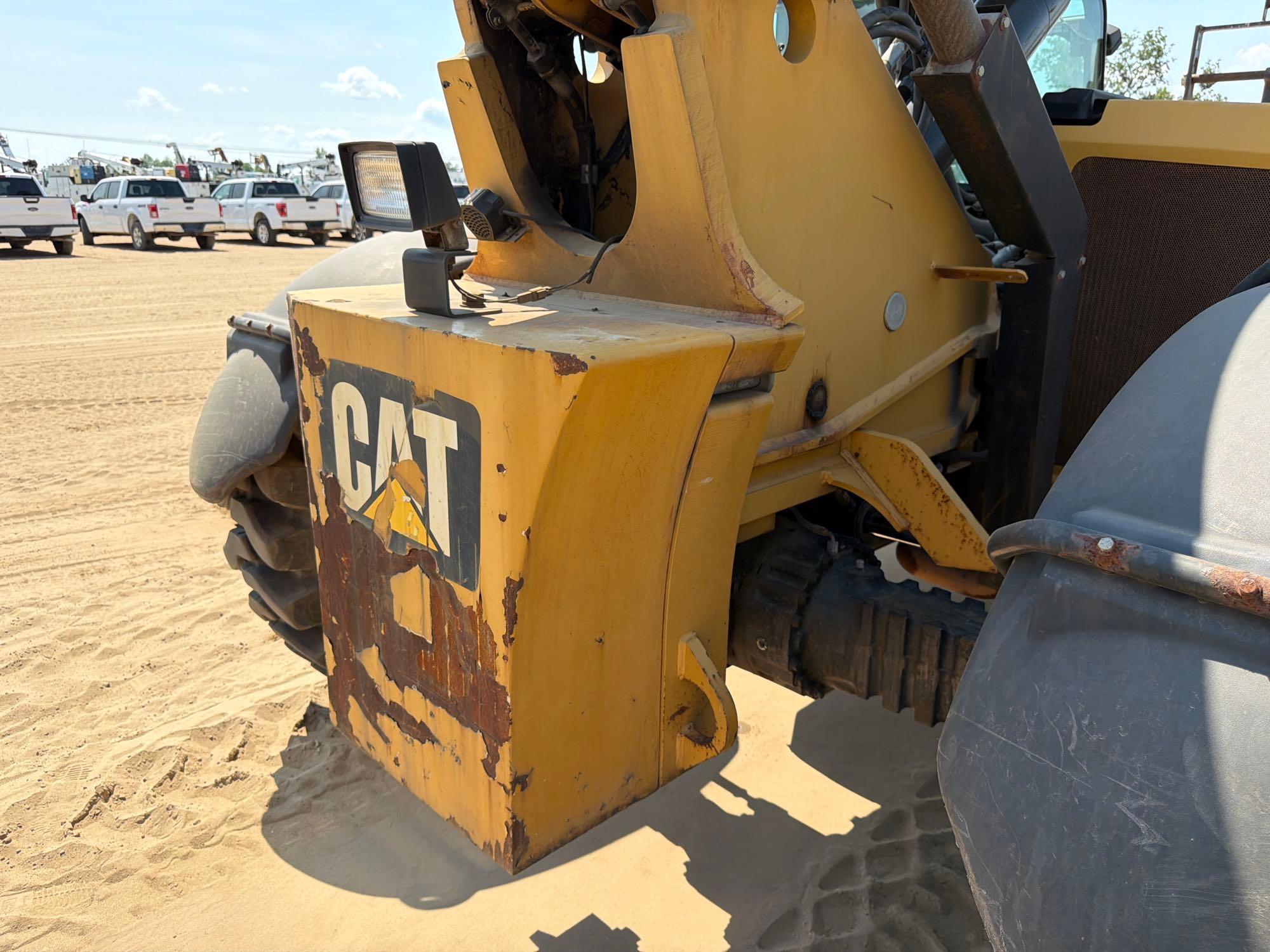 2014 Caterpillar TL943C