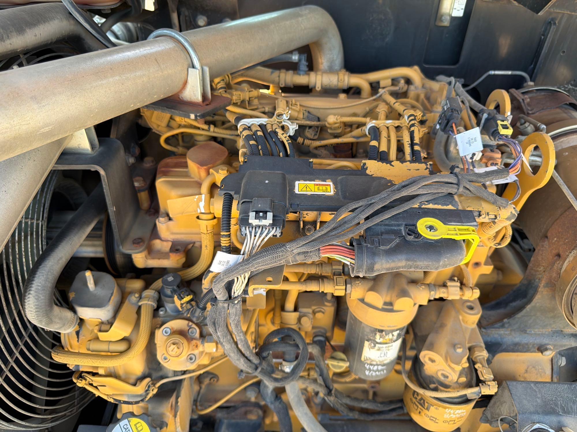 2014 Caterpillar TL943C