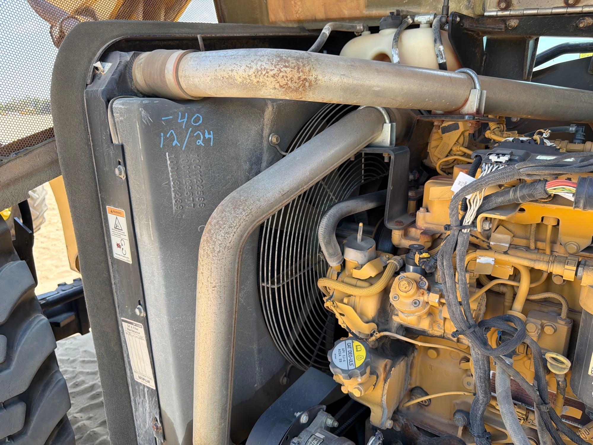 2014 Caterpillar TL943C
