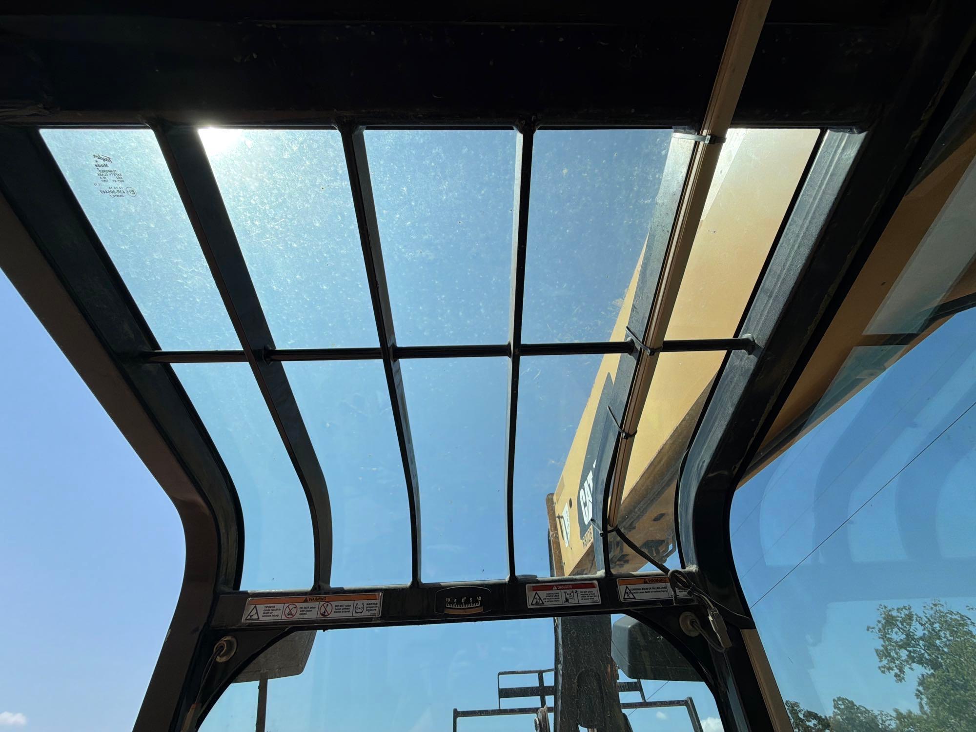 2014 Caterpillar TL943C
