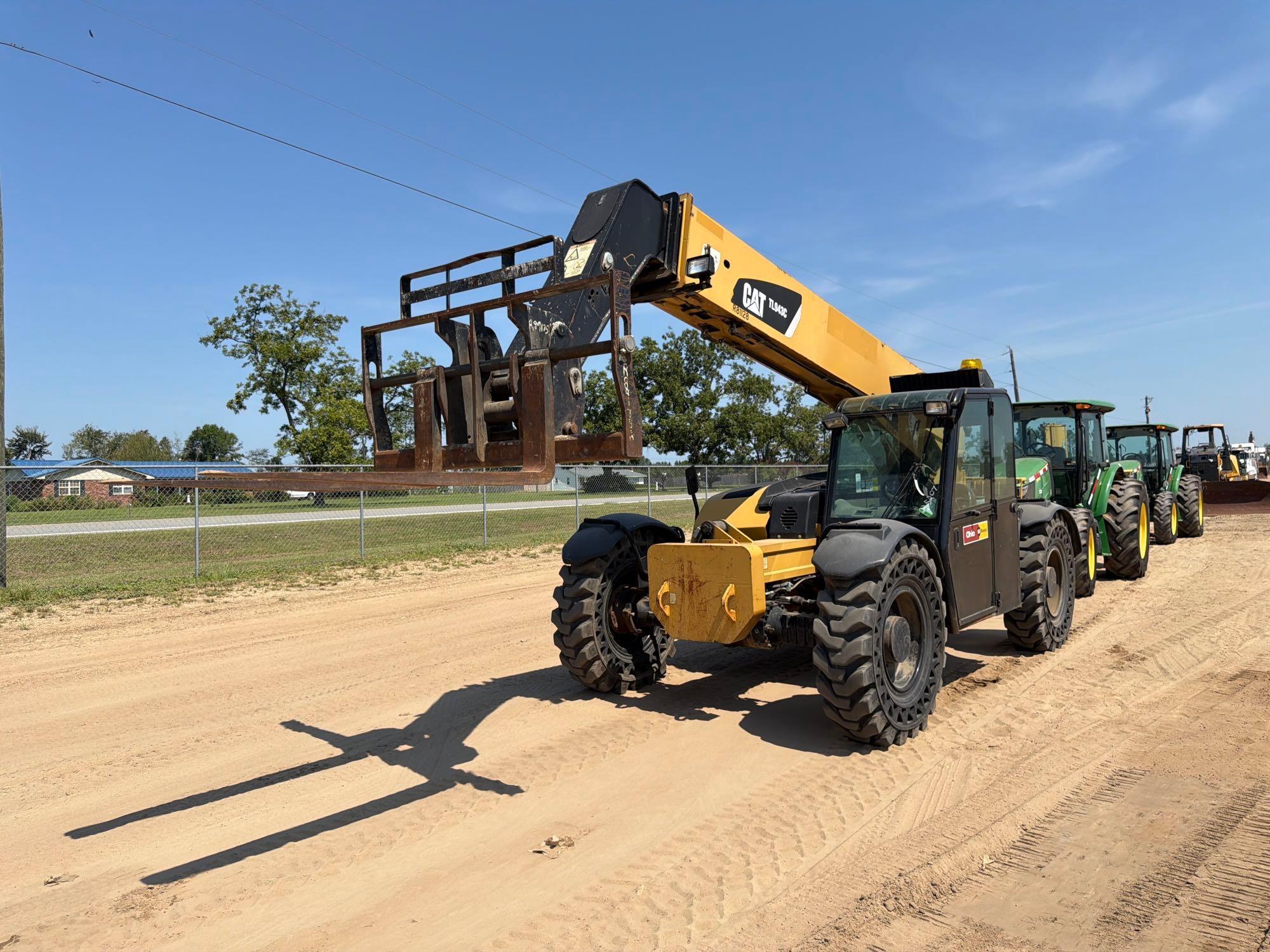 2014 Caterpillar TL943C