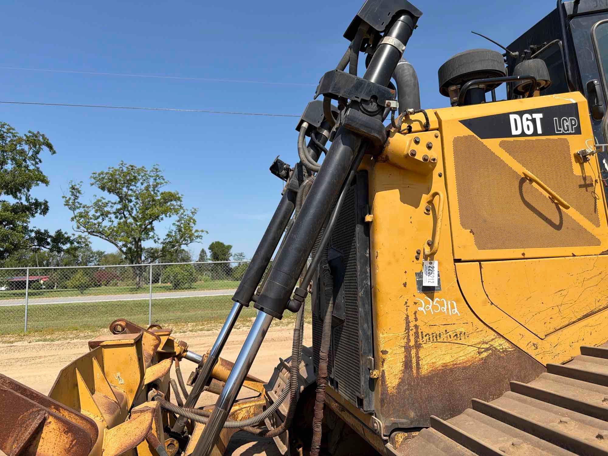 2018 Caterpillar D6T LGP