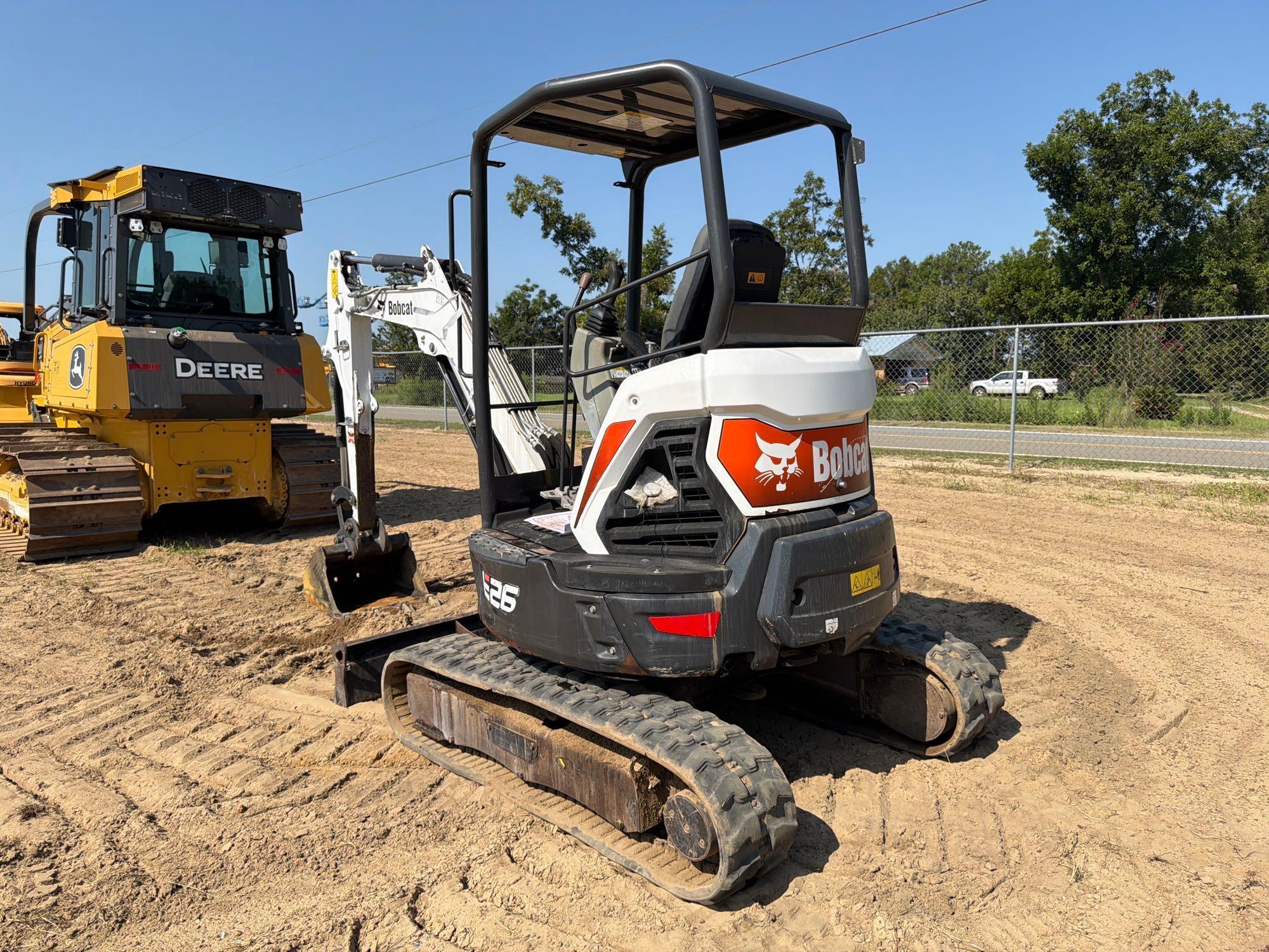 Bobcat E26