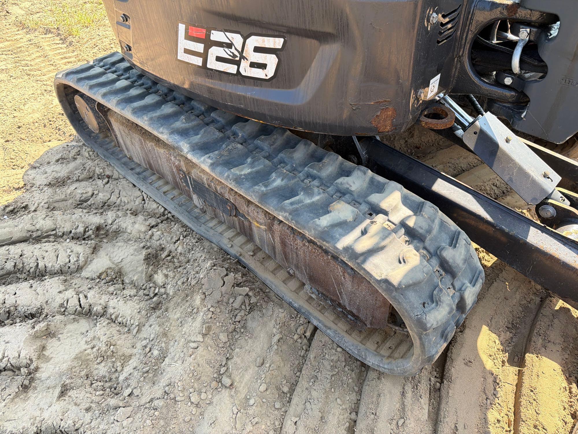 Bobcat E26
