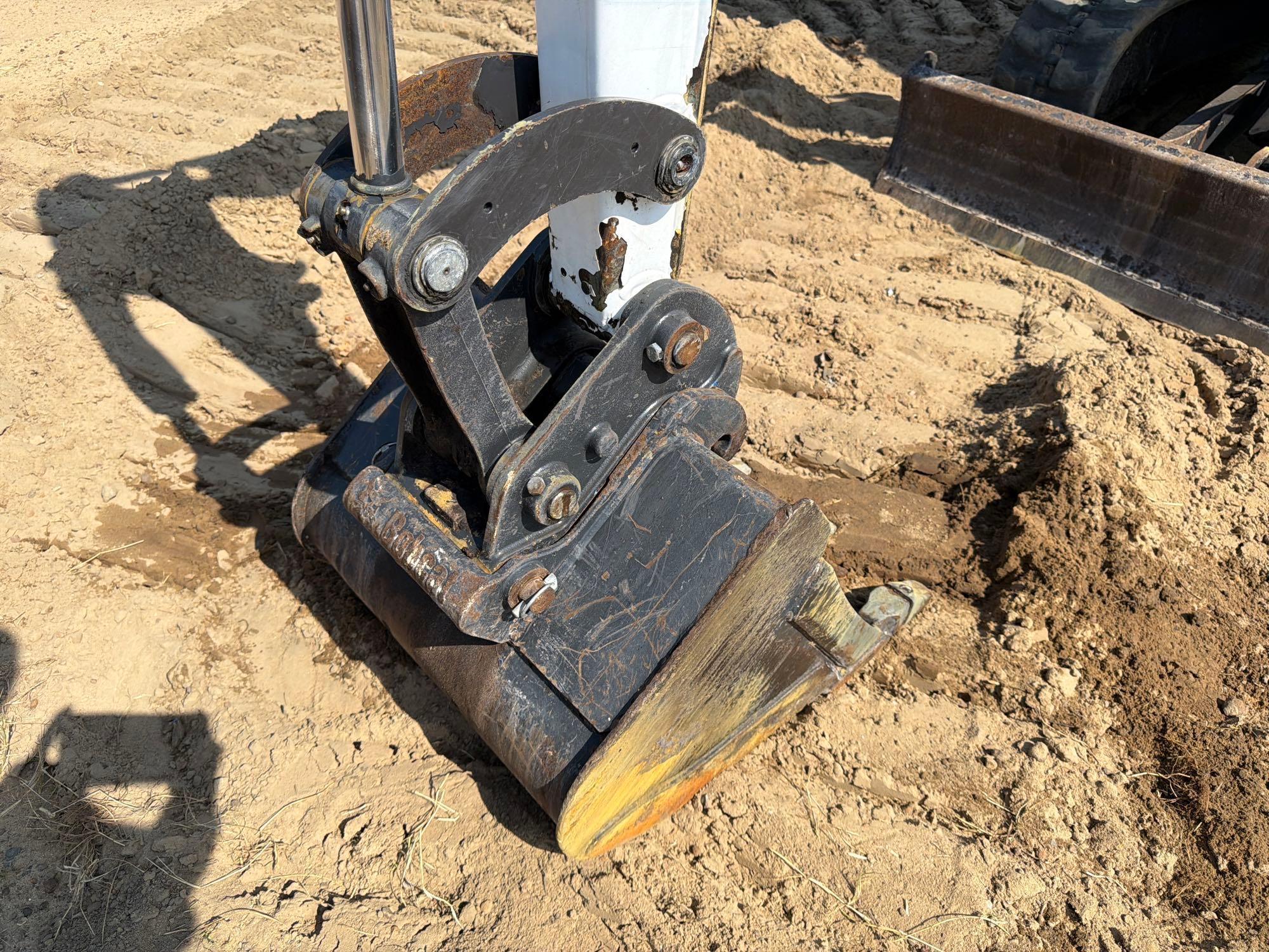 Bobcat E26