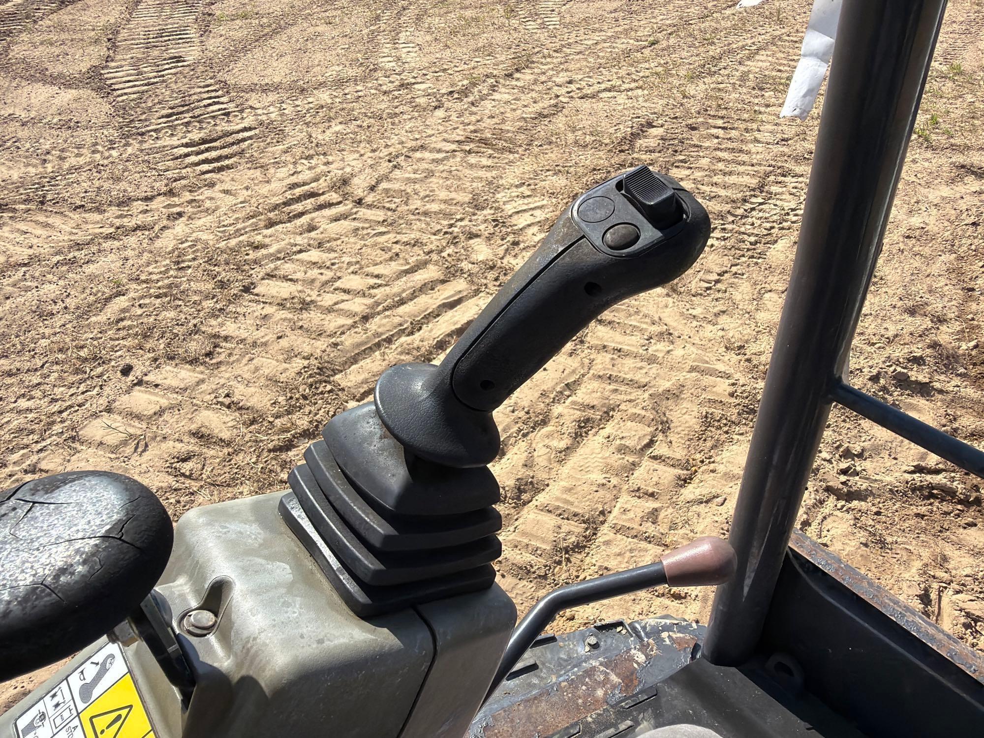 Bobcat E26
