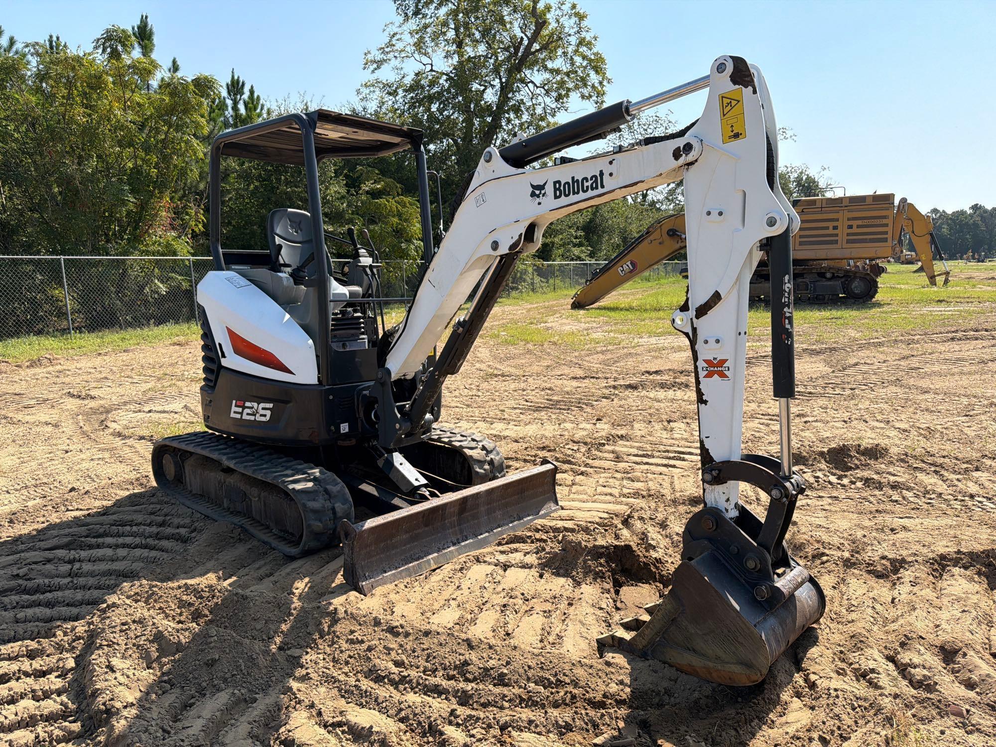 Bobcat E26