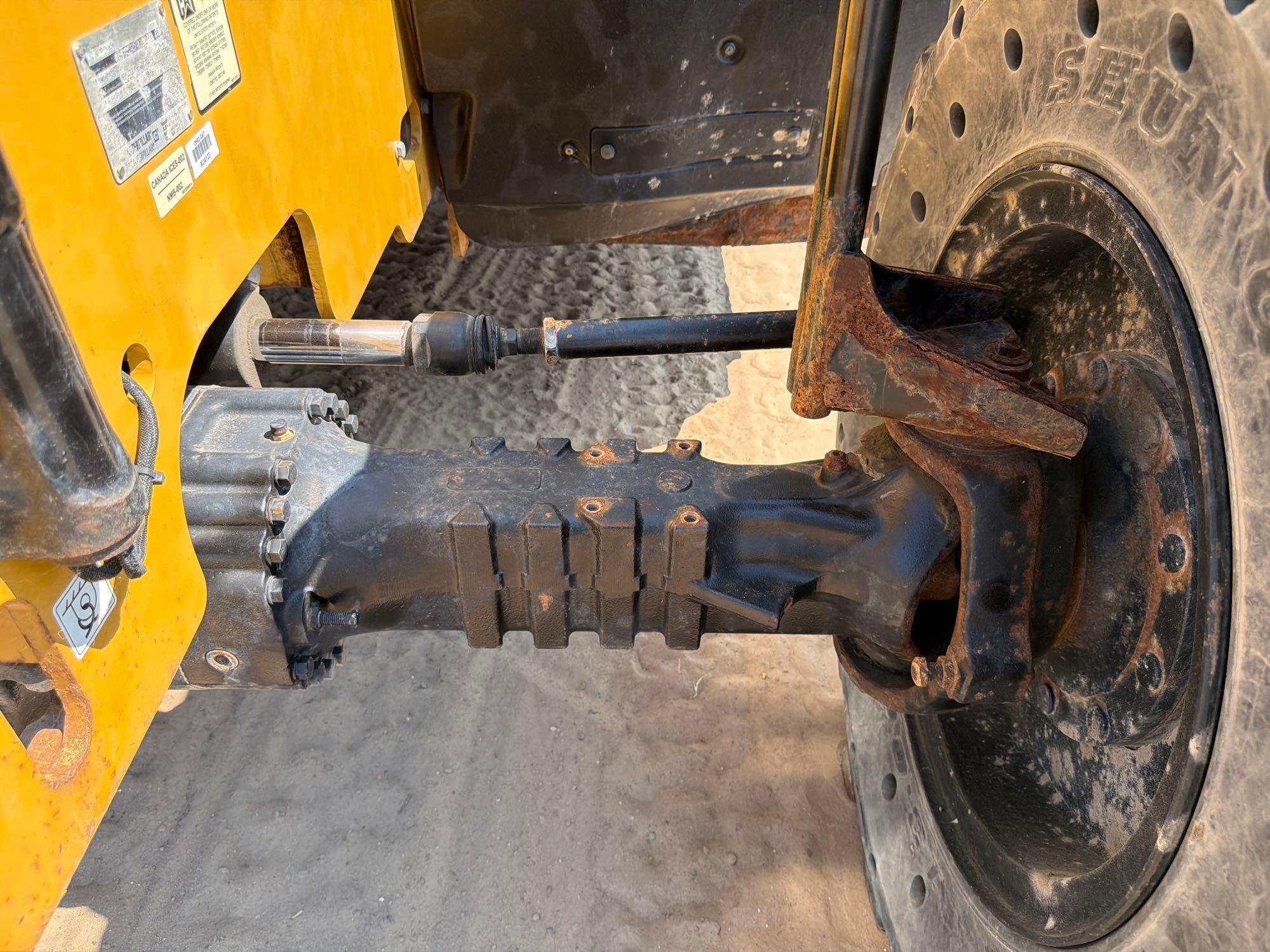 2020 Caterpillar TL642C