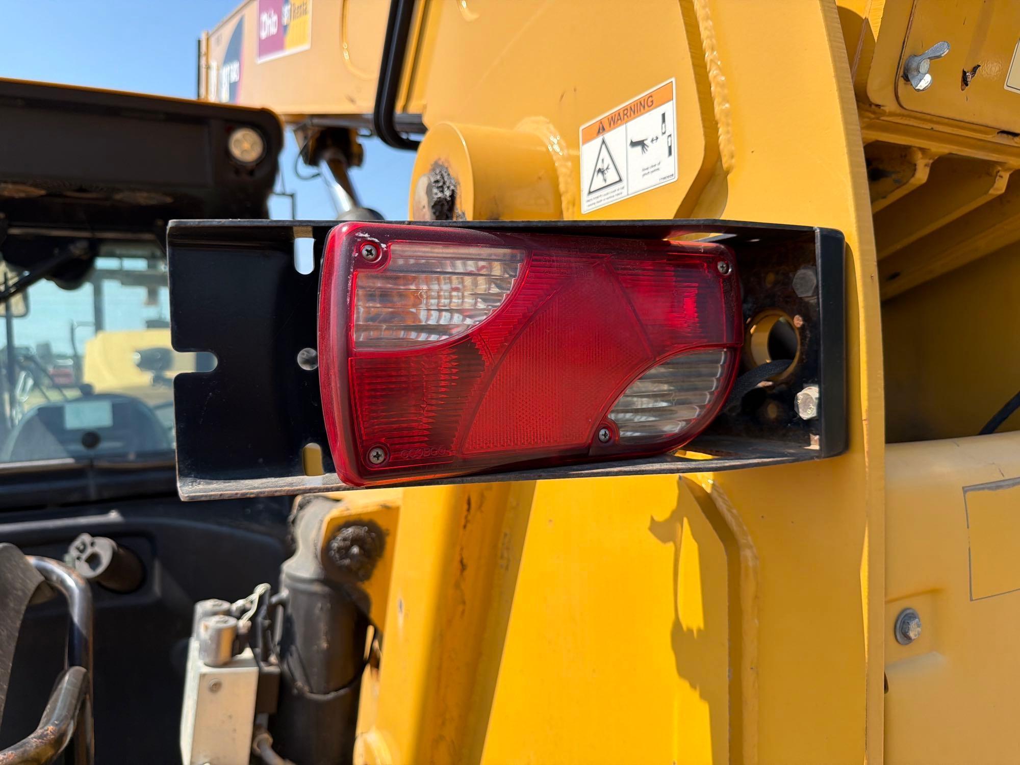 2020 Caterpillar TL642C