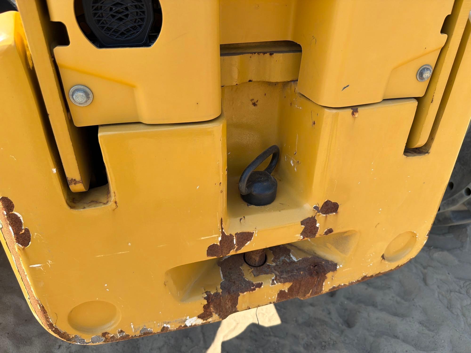 2020 Caterpillar TL642C
