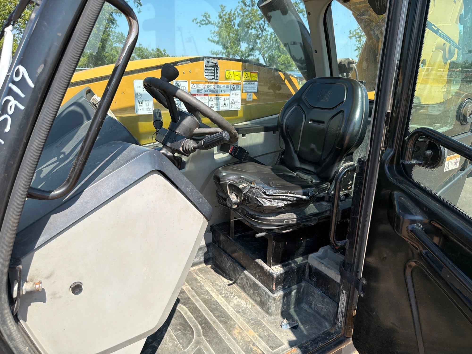 2020 Caterpillar TL642C