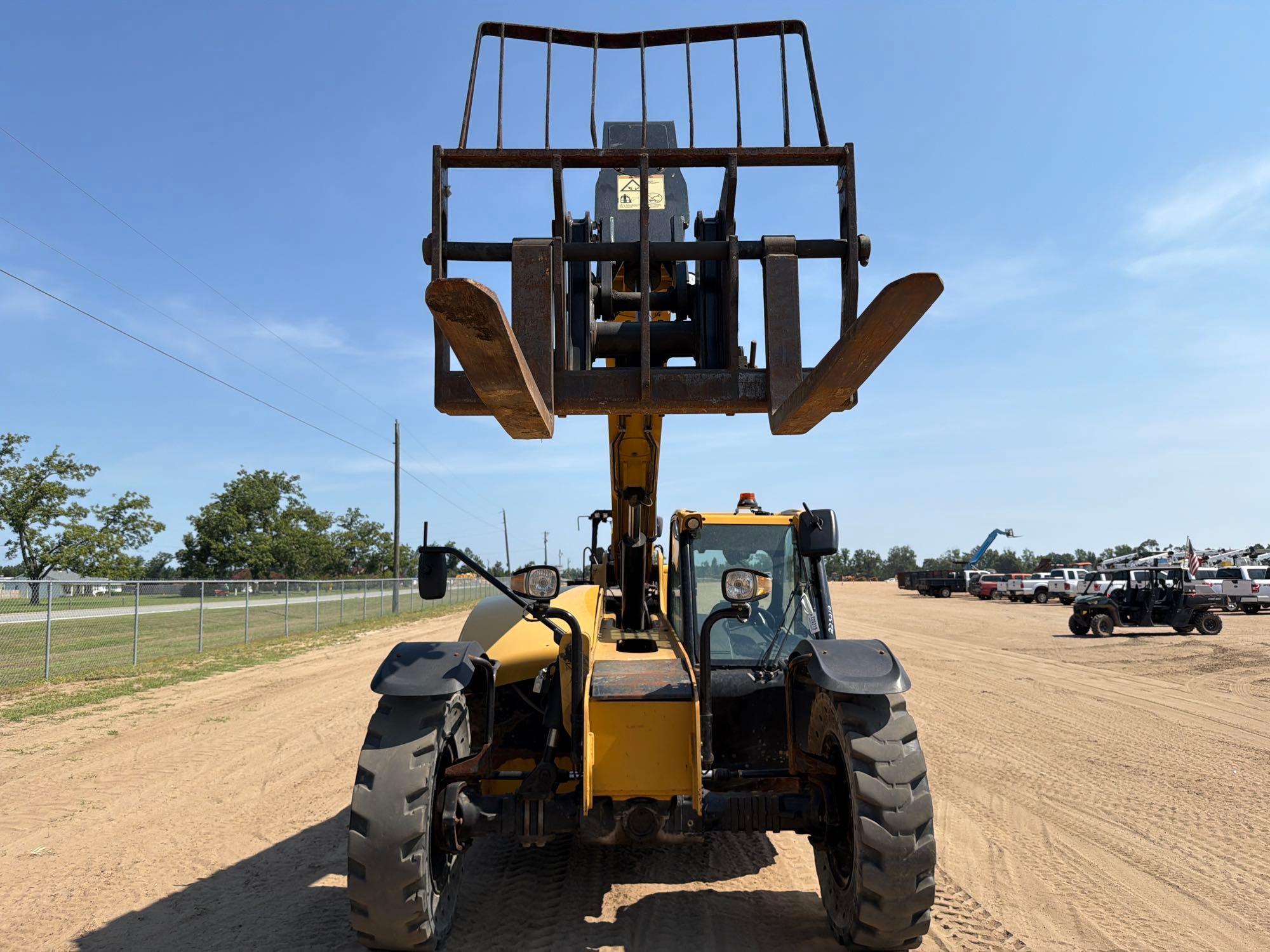 2020 Caterpillar TL642C