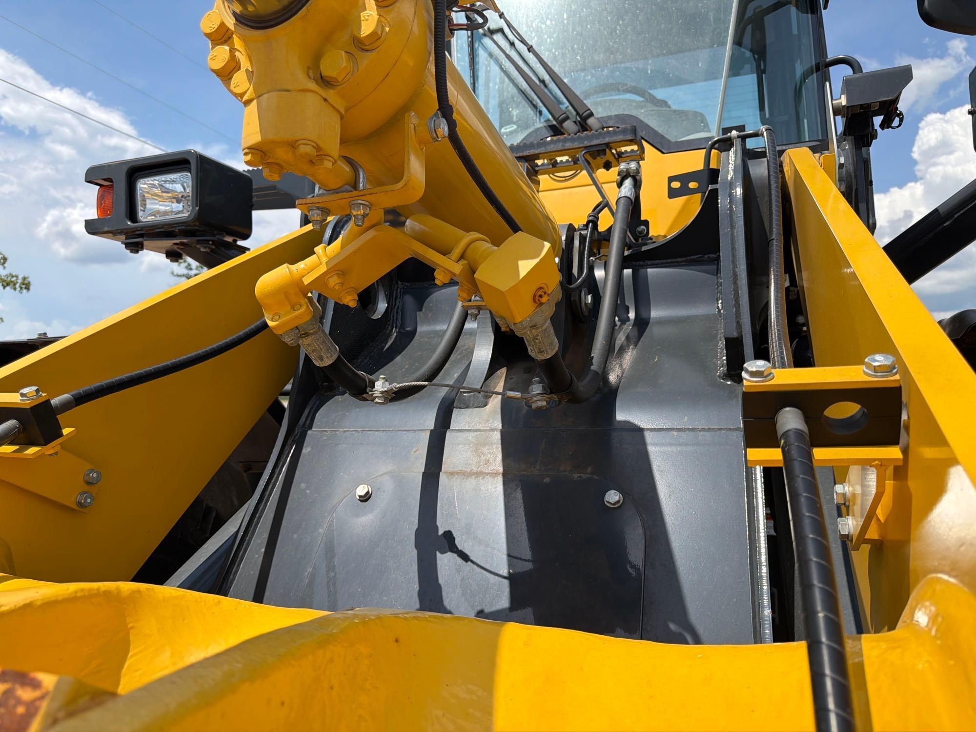 2024 Komatsu WA200