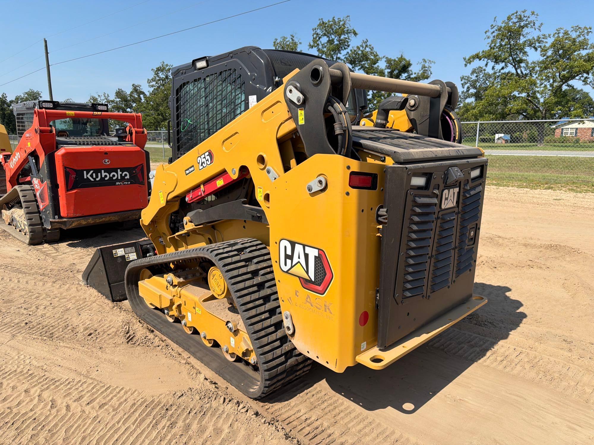 2025 Caterpillar 255