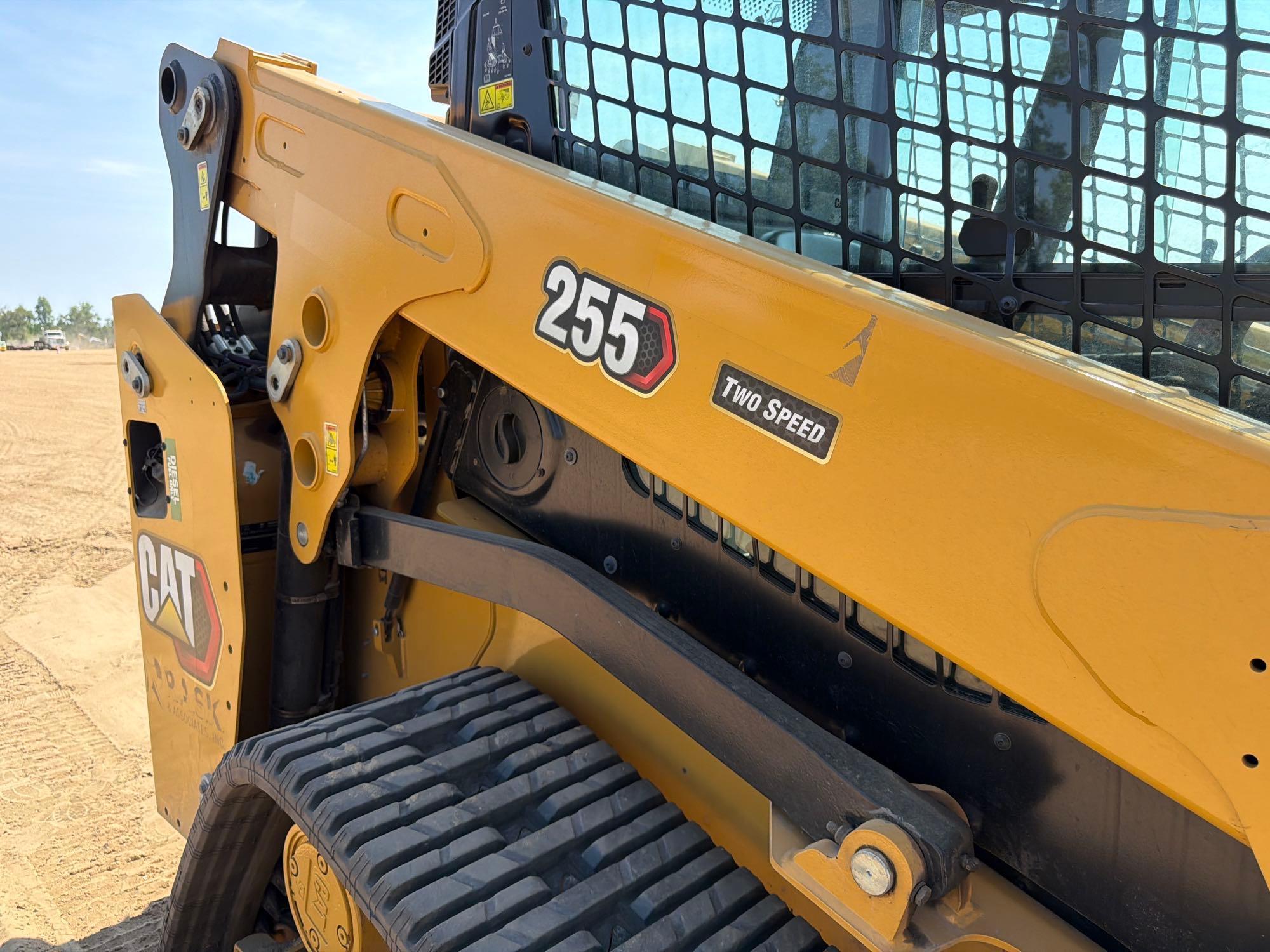 2025 Caterpillar 255