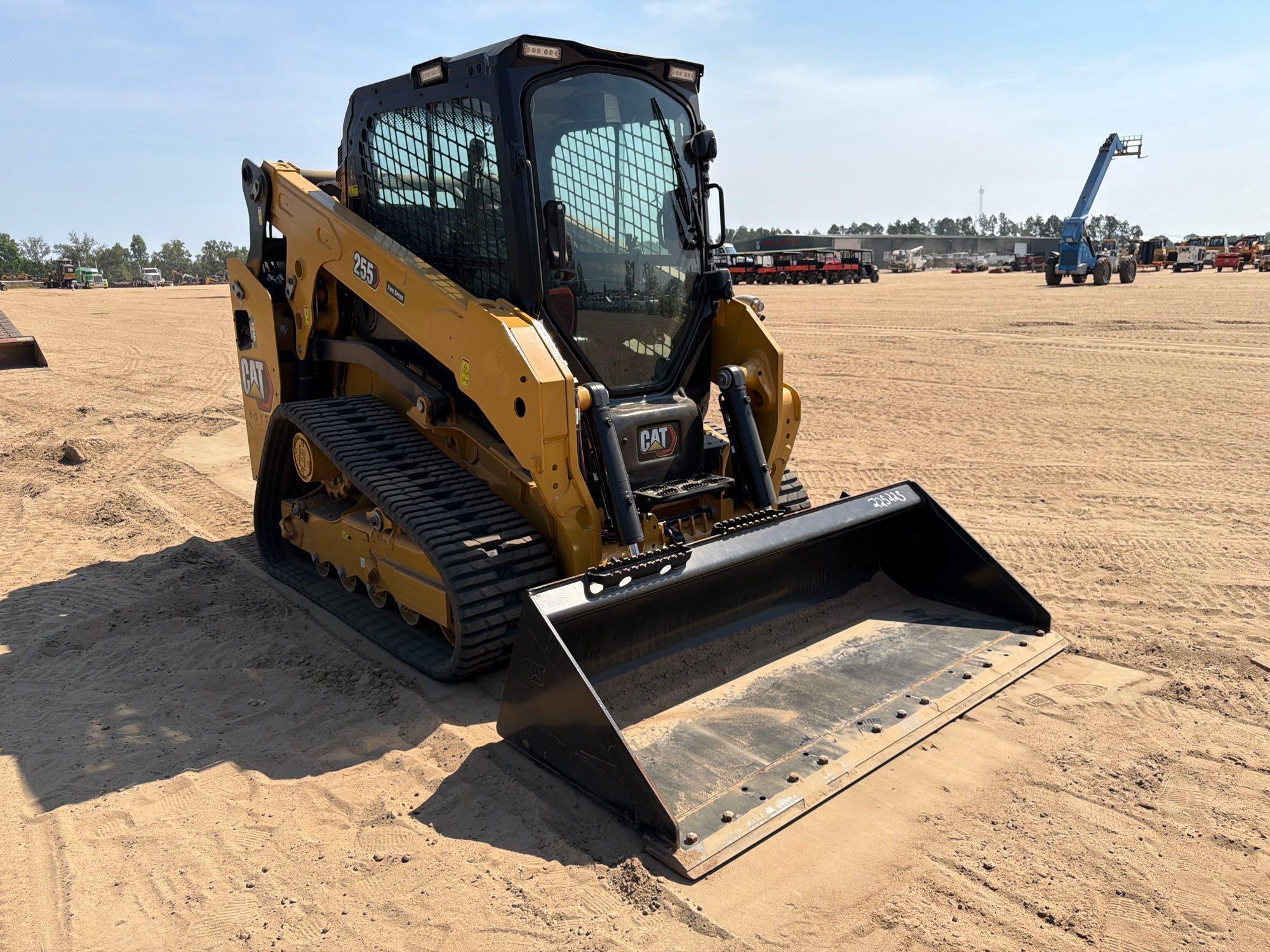 2025 Caterpillar 255