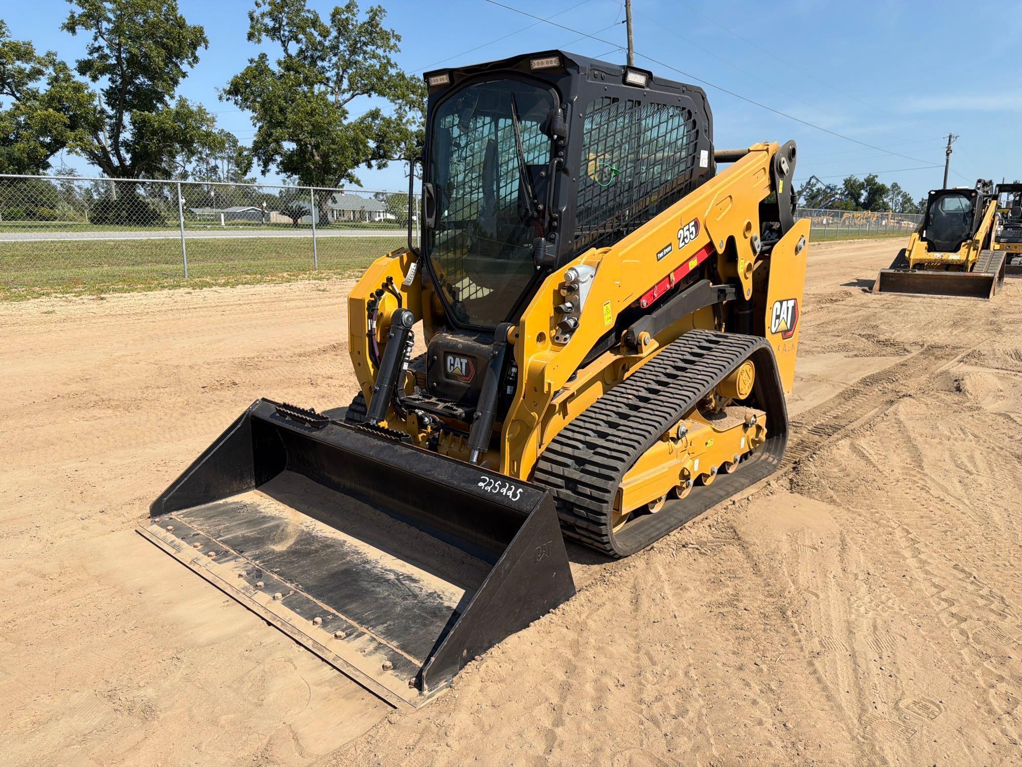 2025 Caterpillar 255