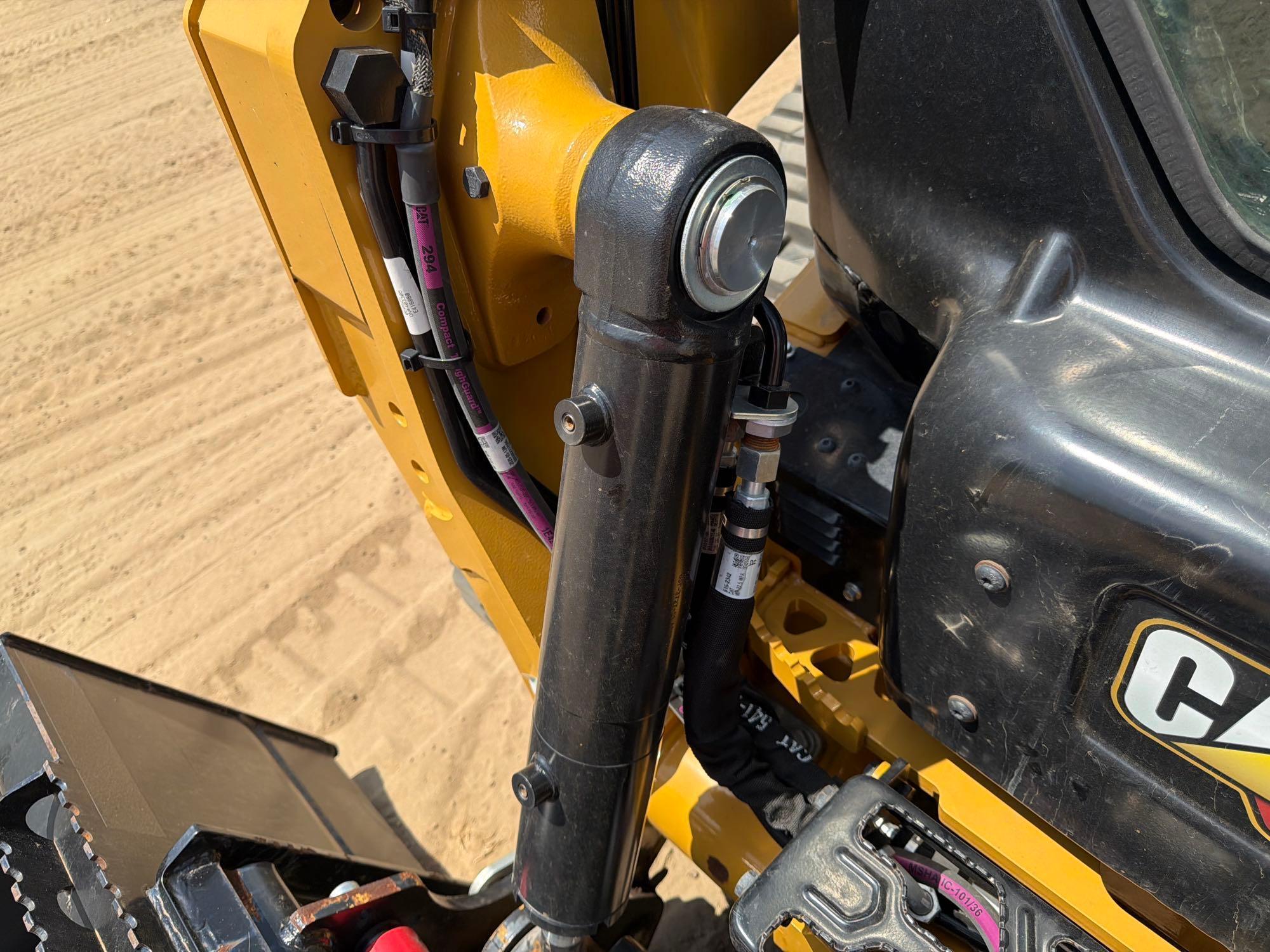 2025 Caterpillar 255