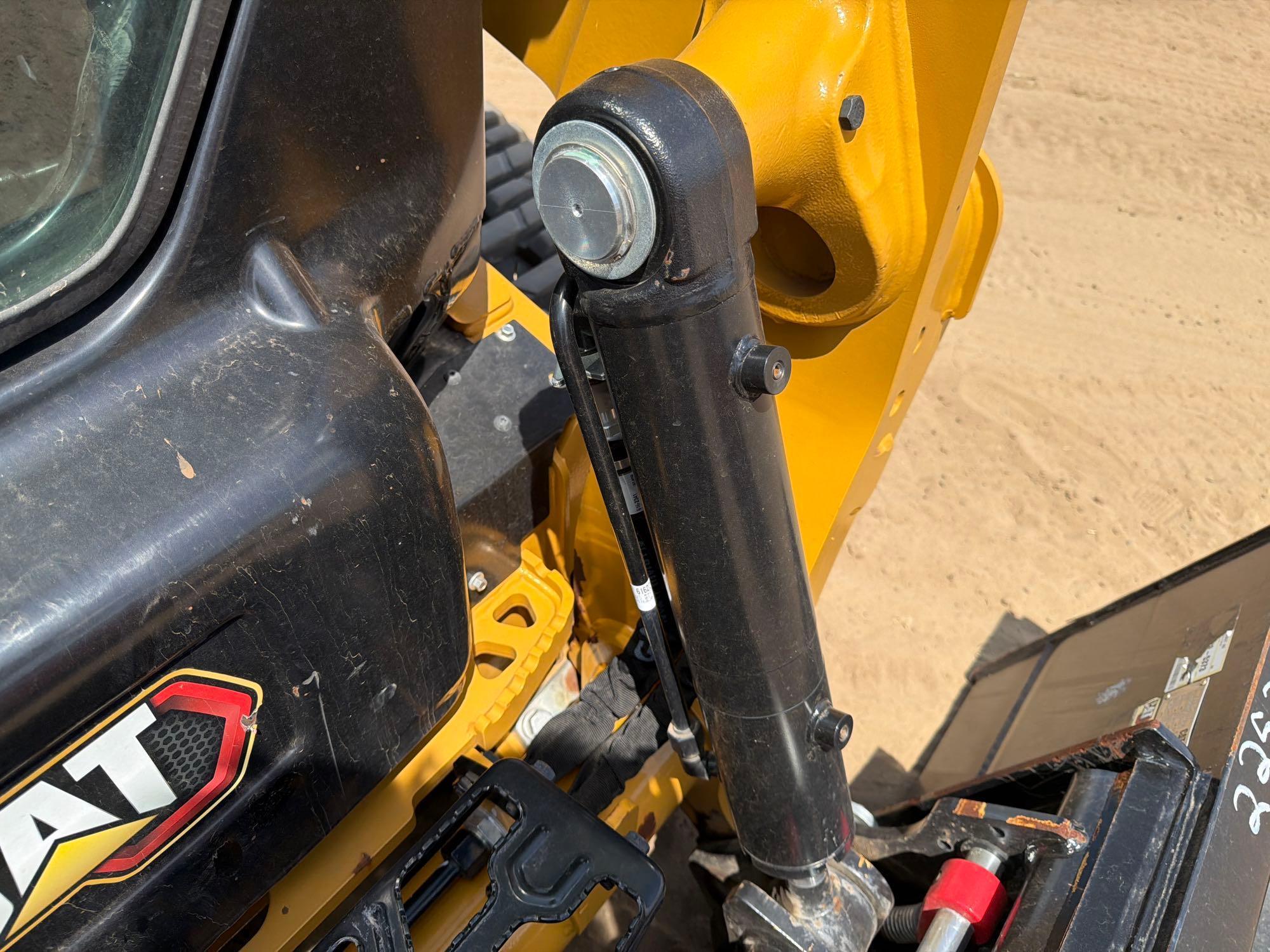 2025 Caterpillar 255
