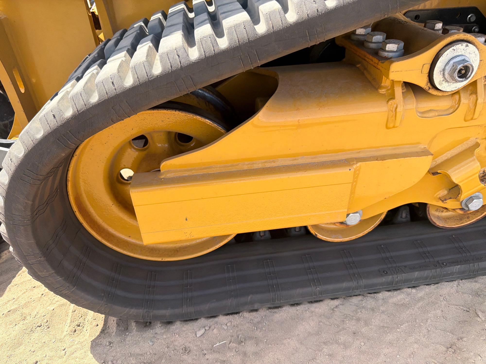 2025 Caterpillar 255