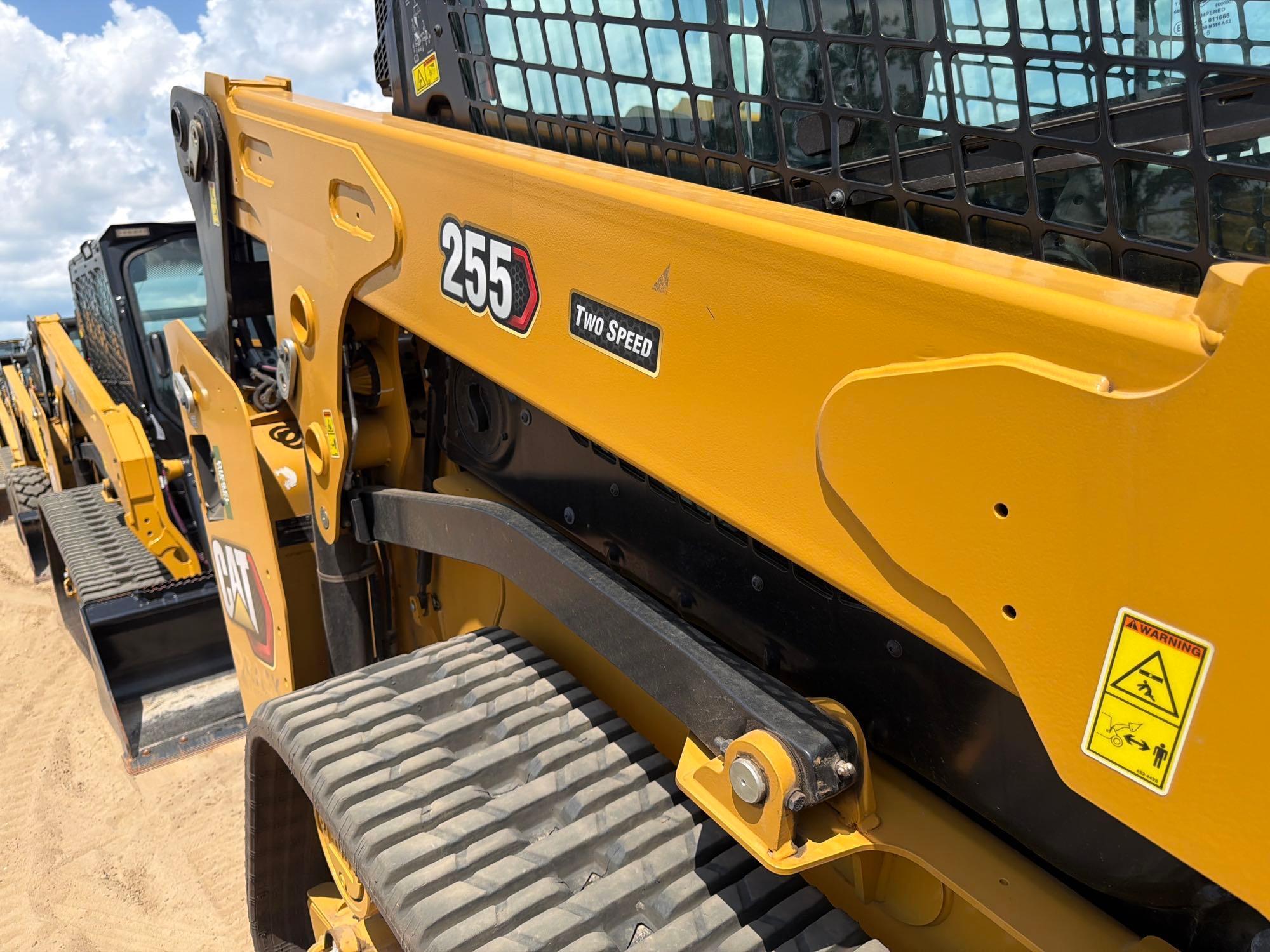 2025 Caterpillar 255