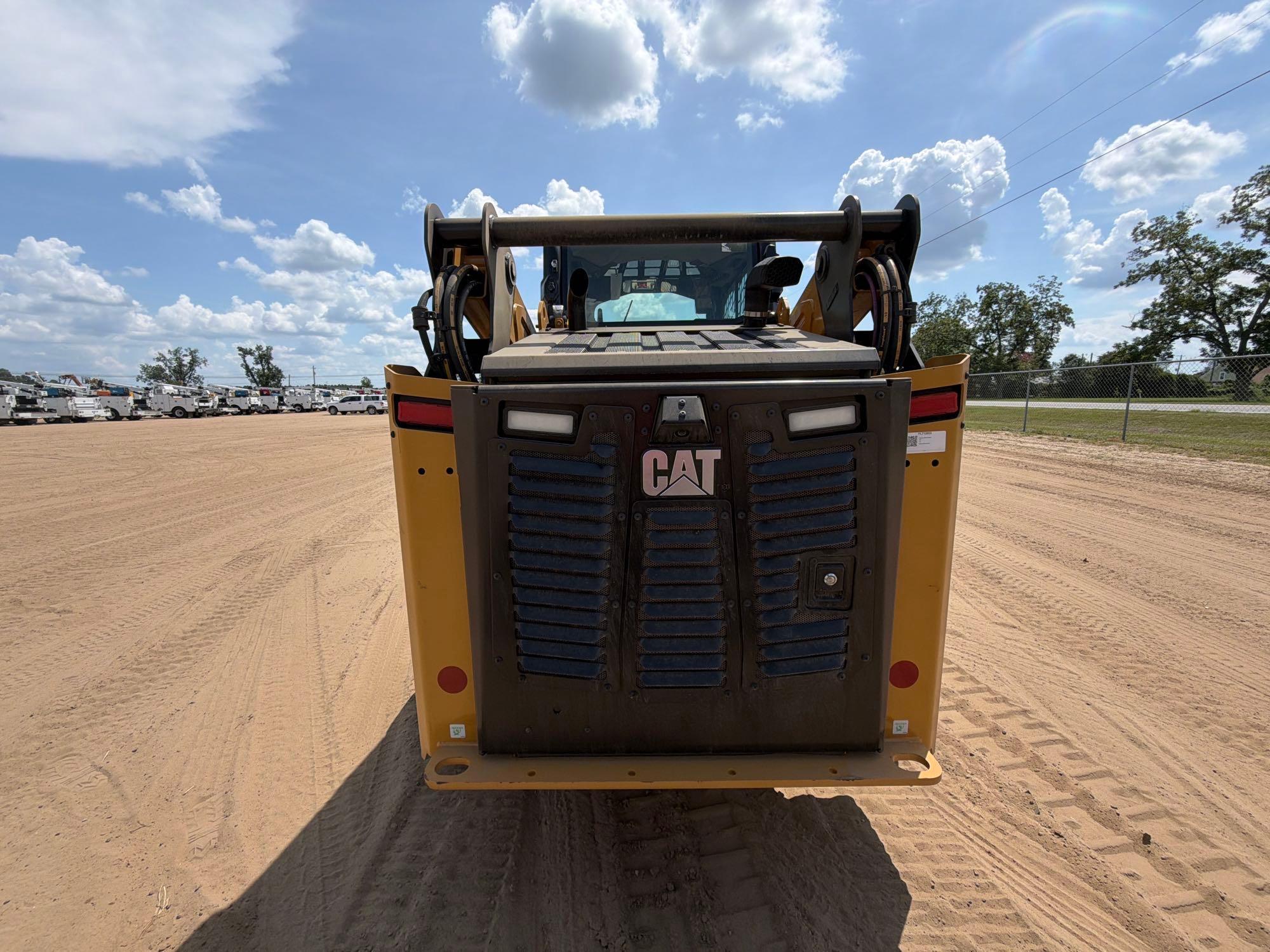 2025 Caterpillar 255