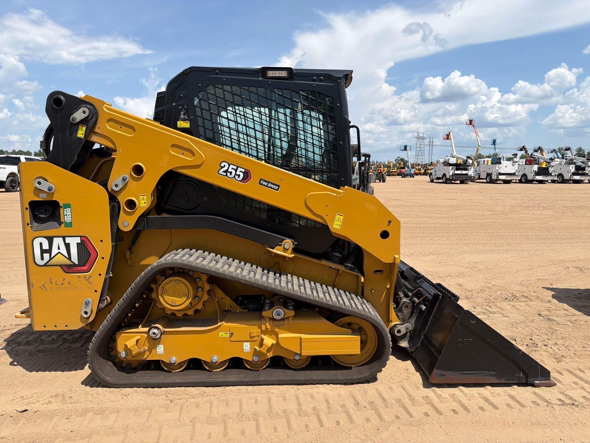 2025 Caterpillar 255