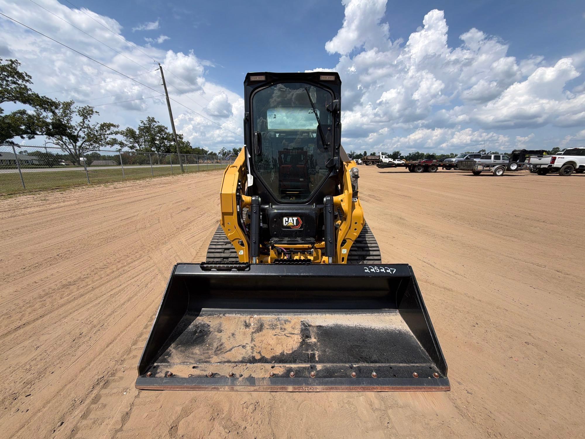 2025 Caterpillar 255