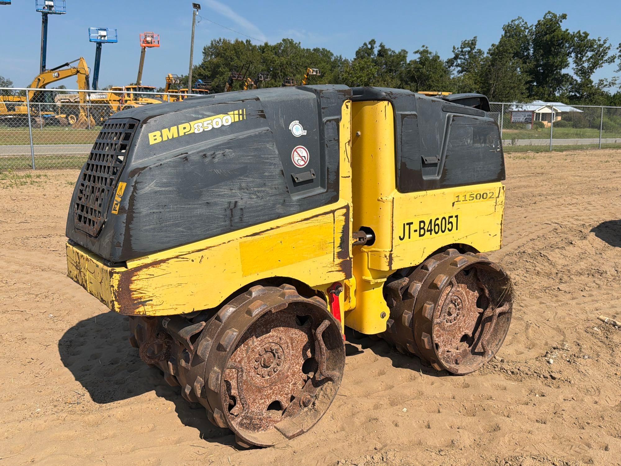 Bomag 8500