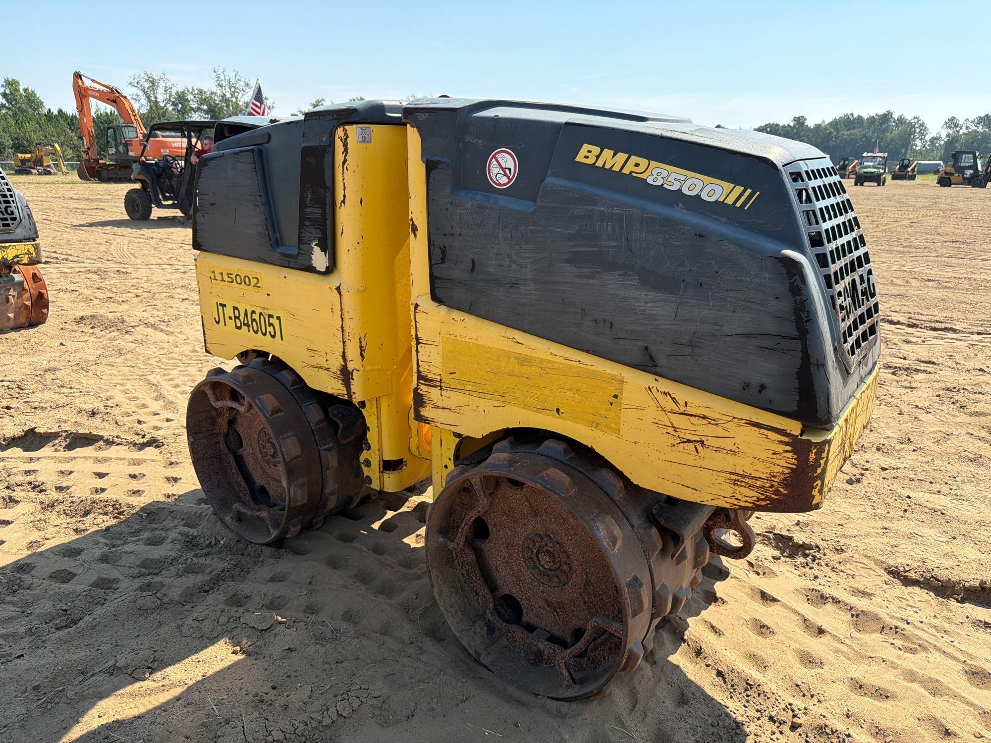 Bomag 8500