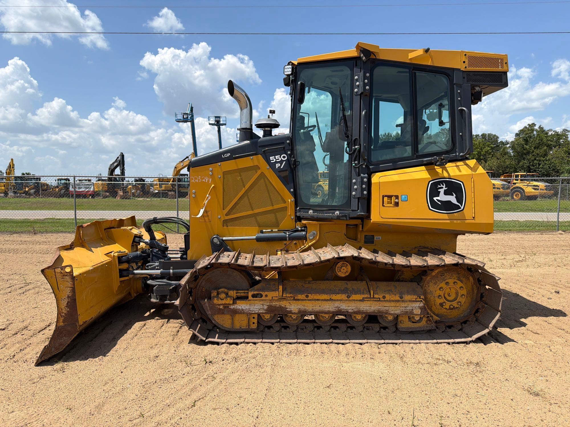 2023 John Deere 550P