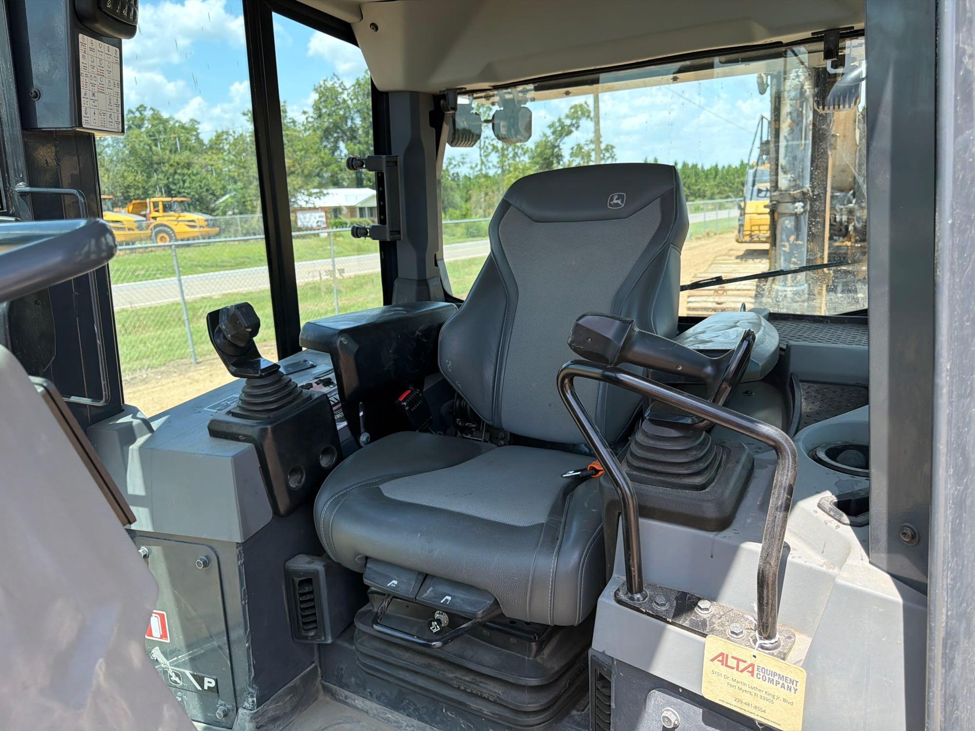 2023 John Deere 550P
