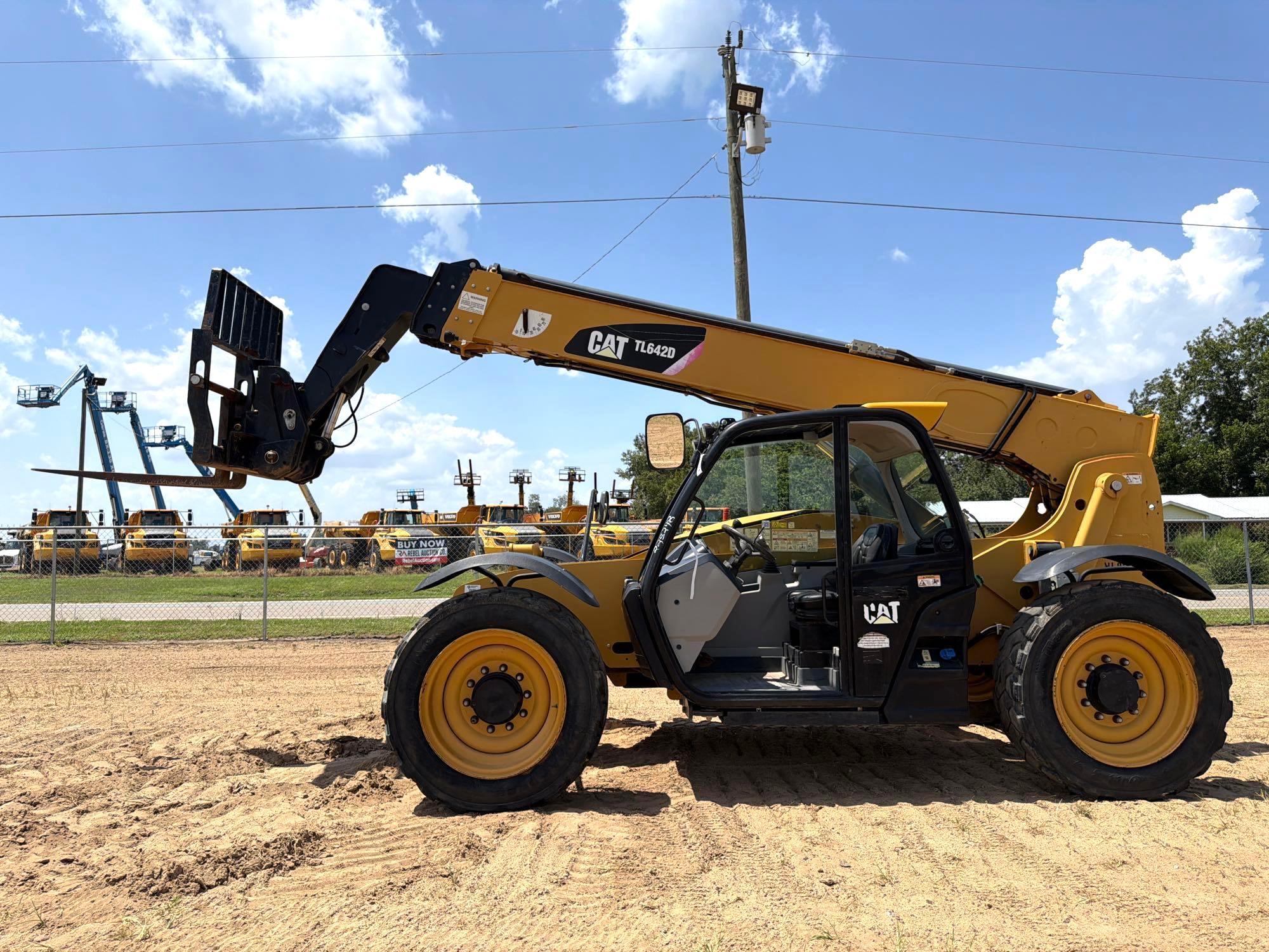 2018 Caterpillar TL642