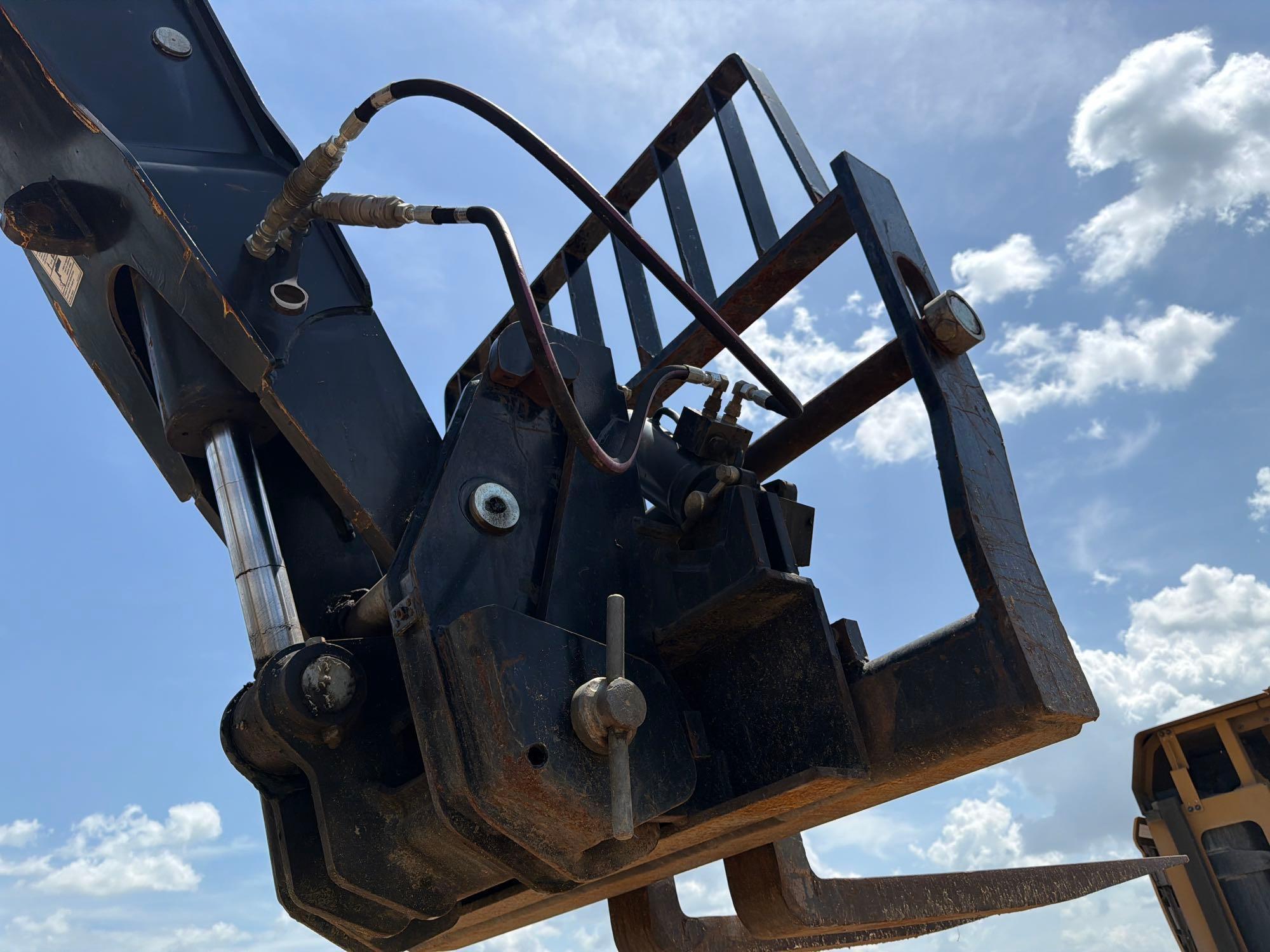 2018 Caterpillar TL642