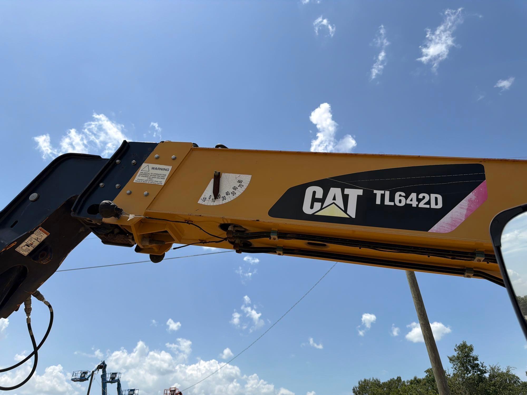 2018 Caterpillar TL642
