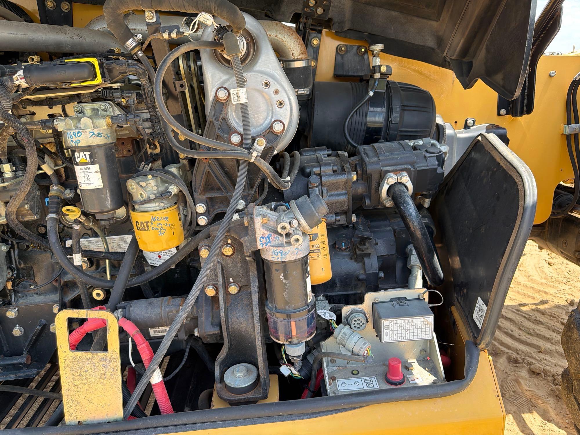 2018 Caterpillar TL642