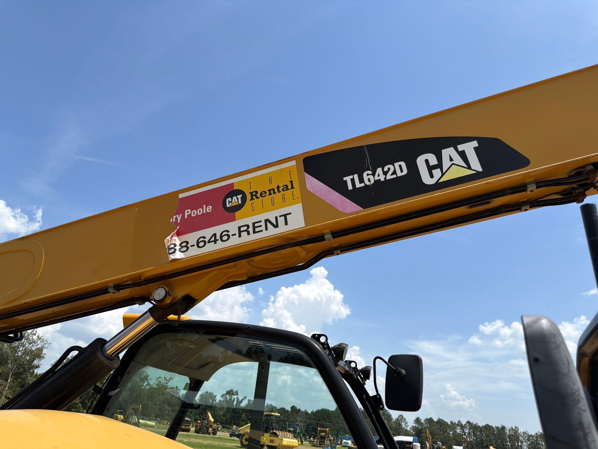 2018 Caterpillar TL642