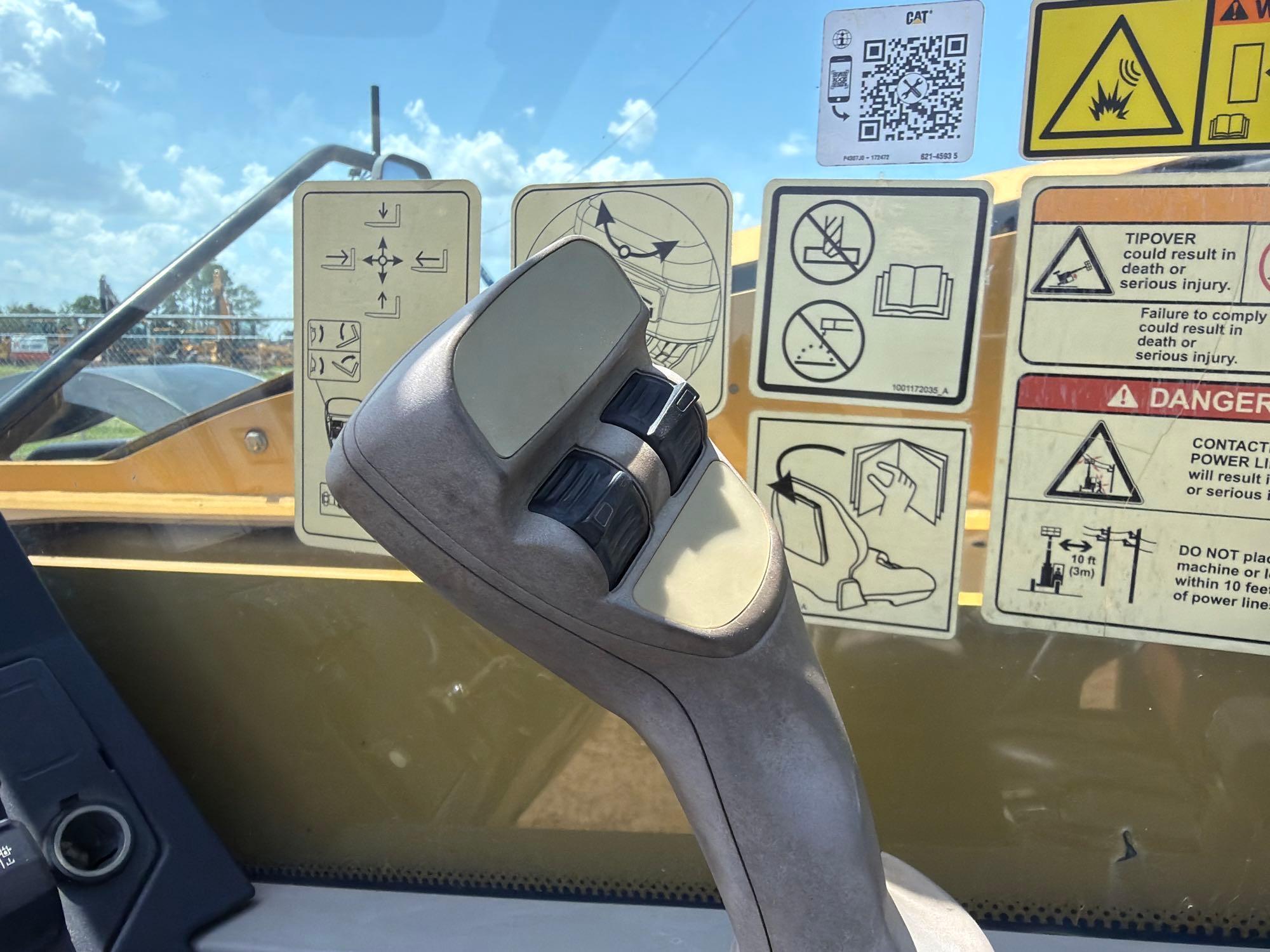 2018 Caterpillar TL642