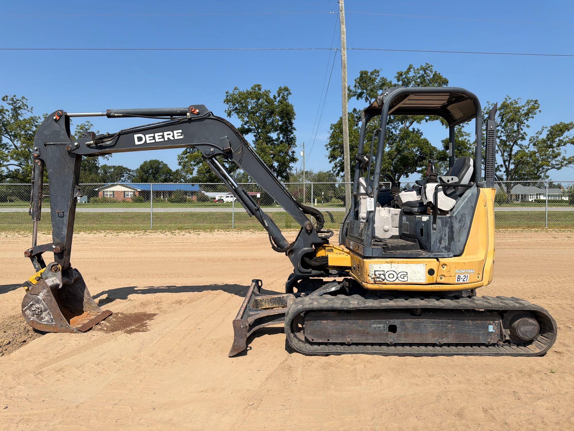 Photo of 2013 John Deere 50G