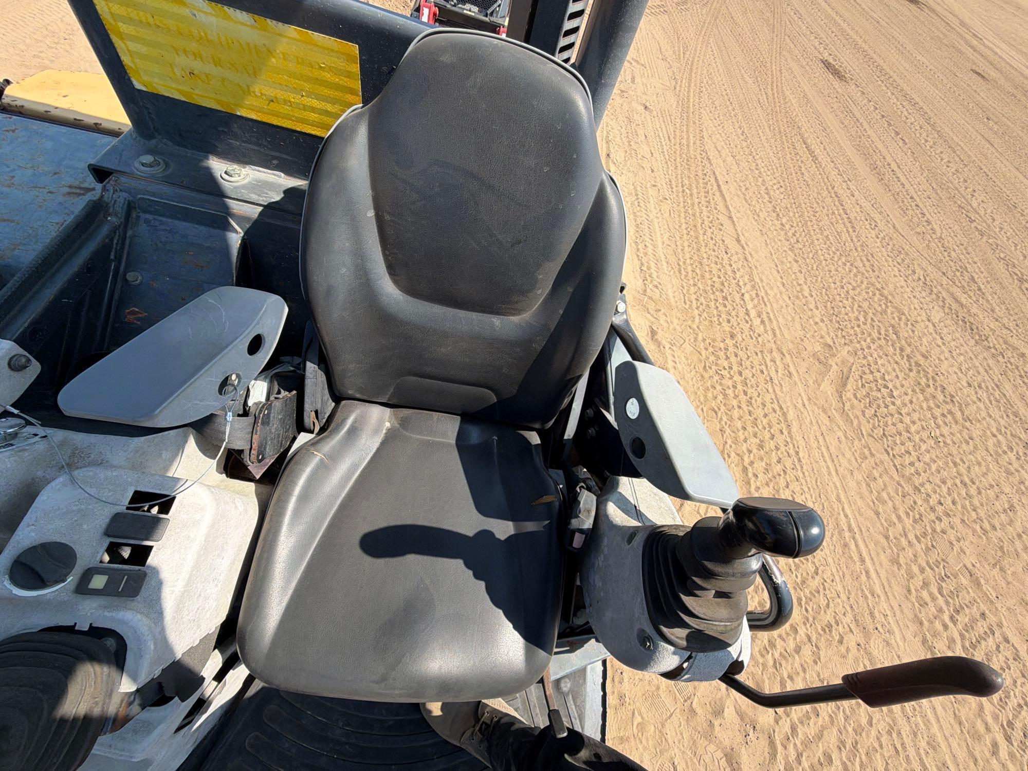 2013 John Deere 50G