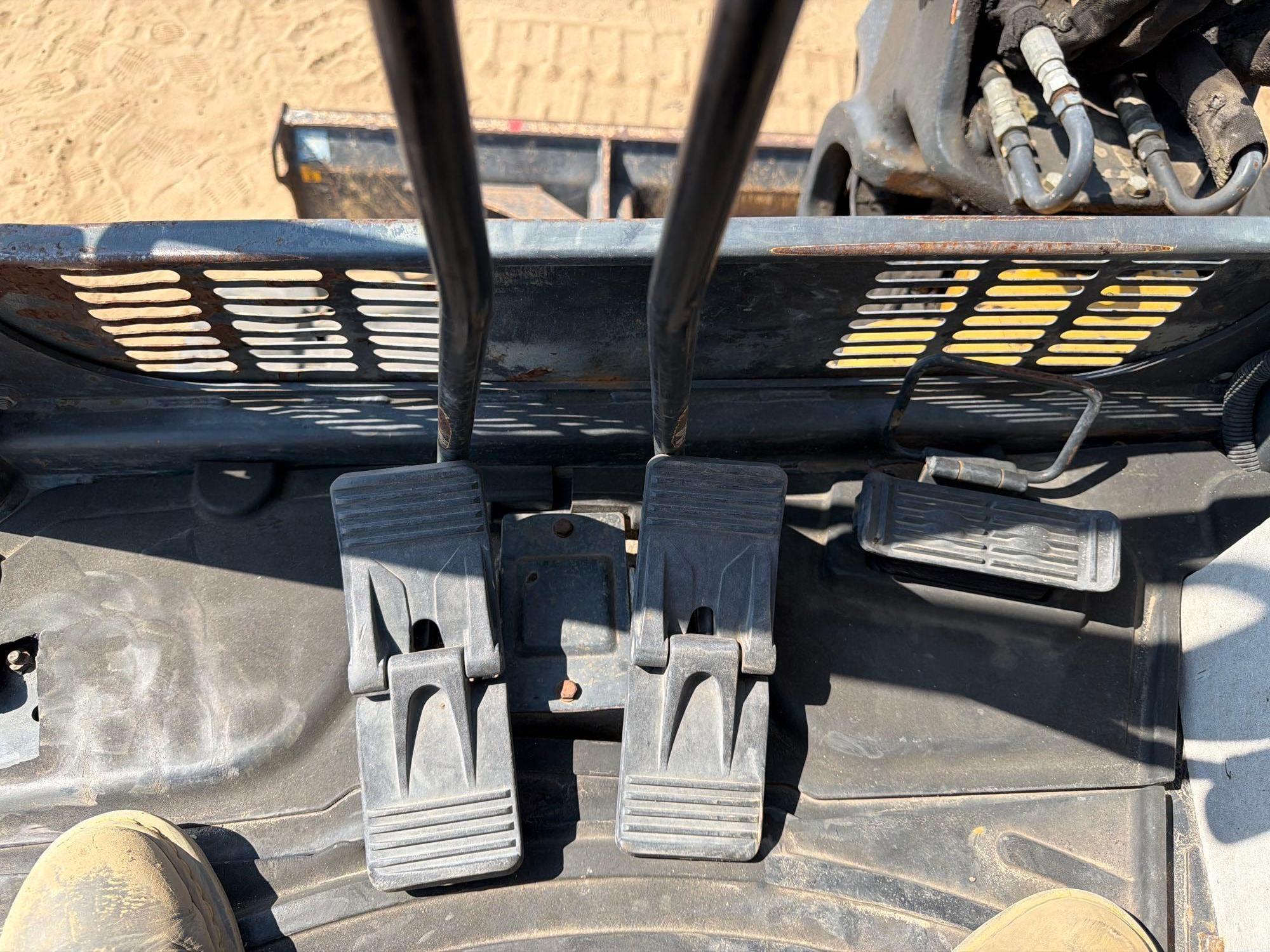 2013 John Deere 50G