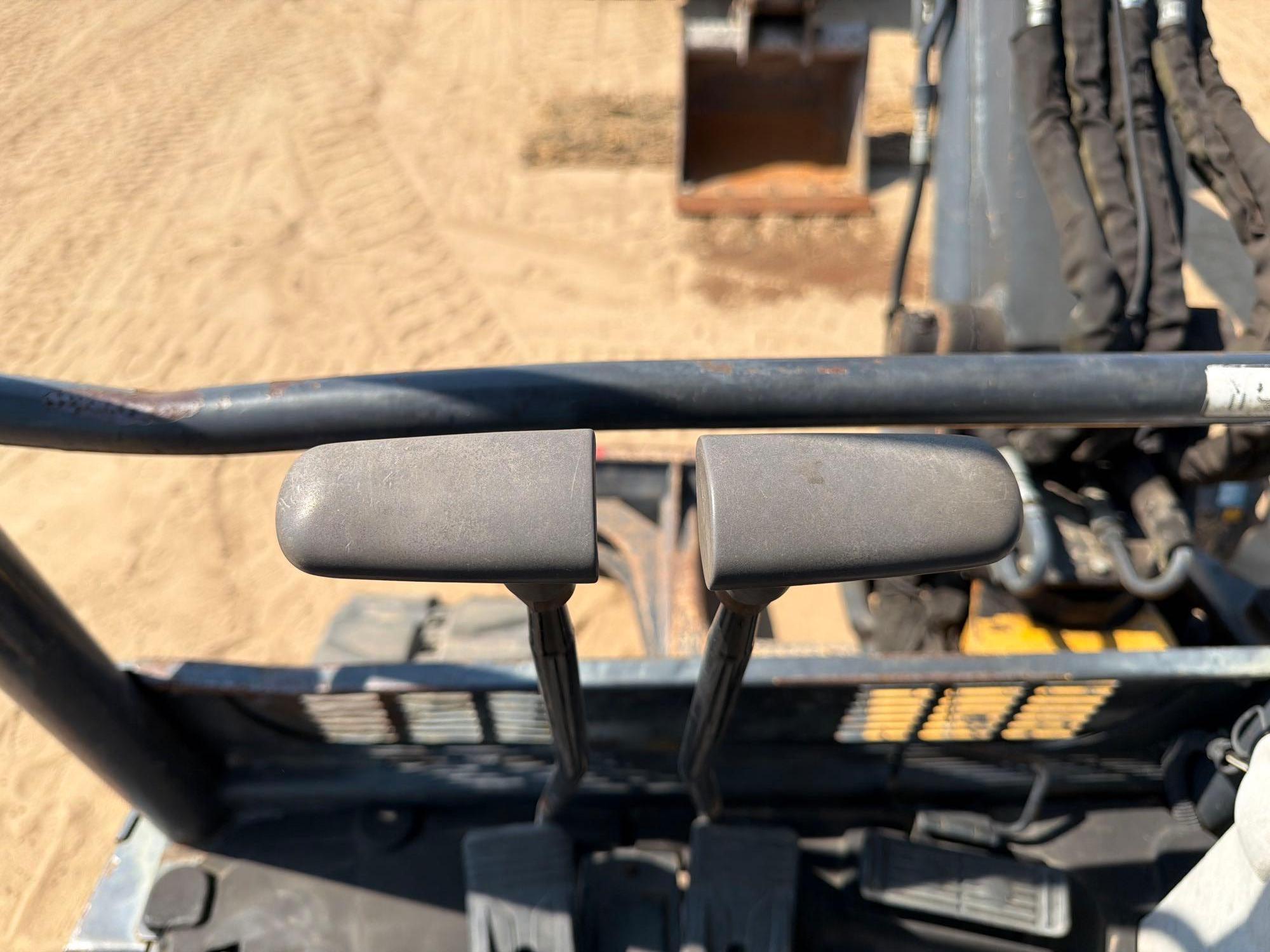 2013 John Deere 50G