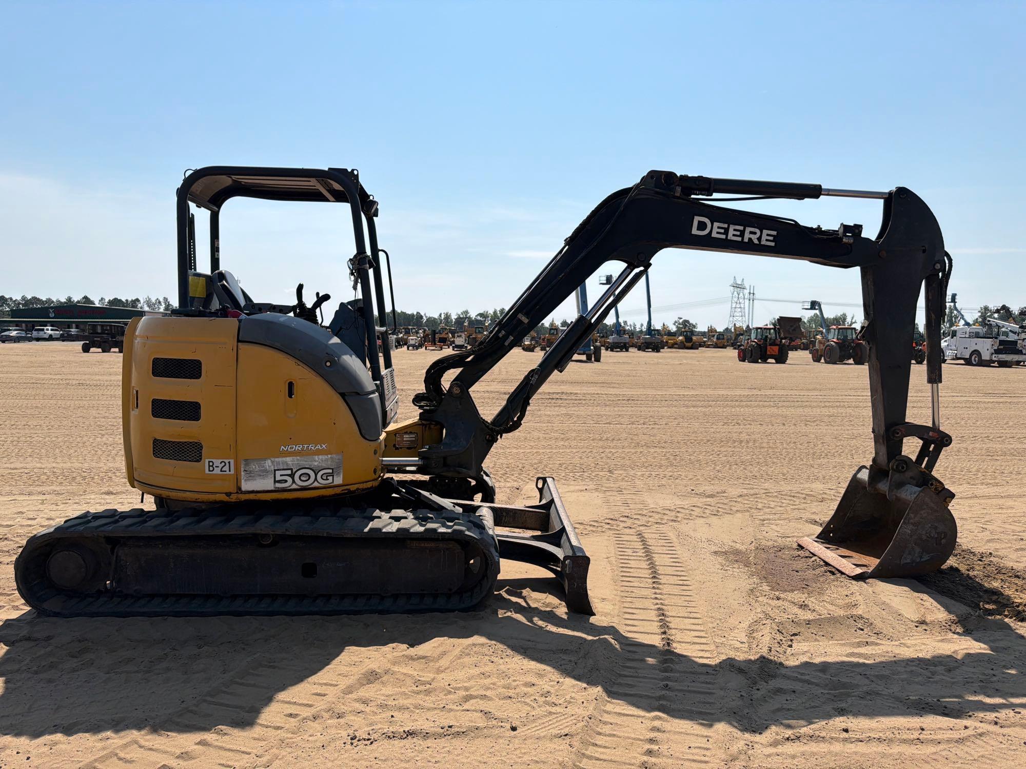 2013 John Deere 50G