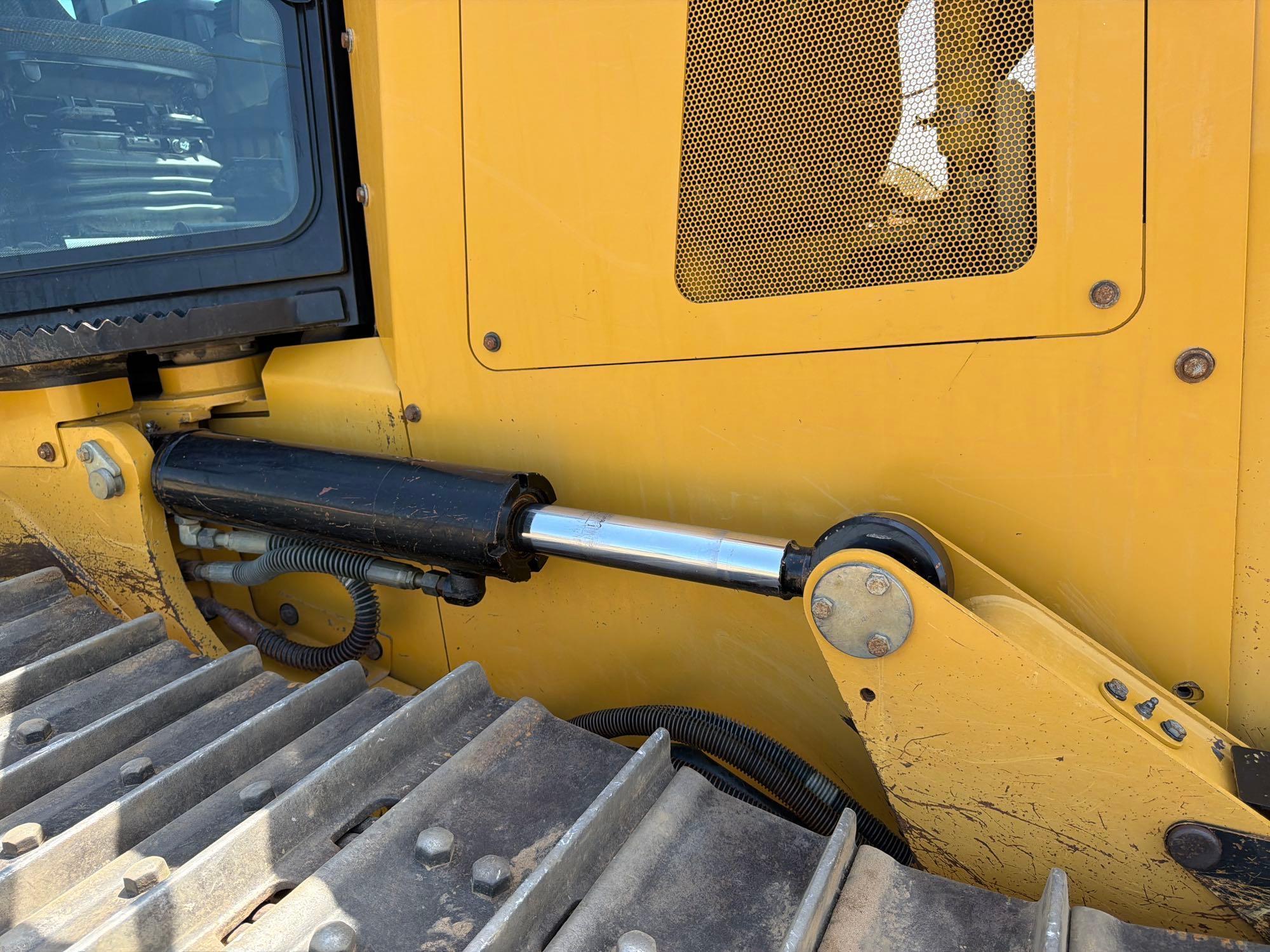 2014 Caterpillar D6K2 XL