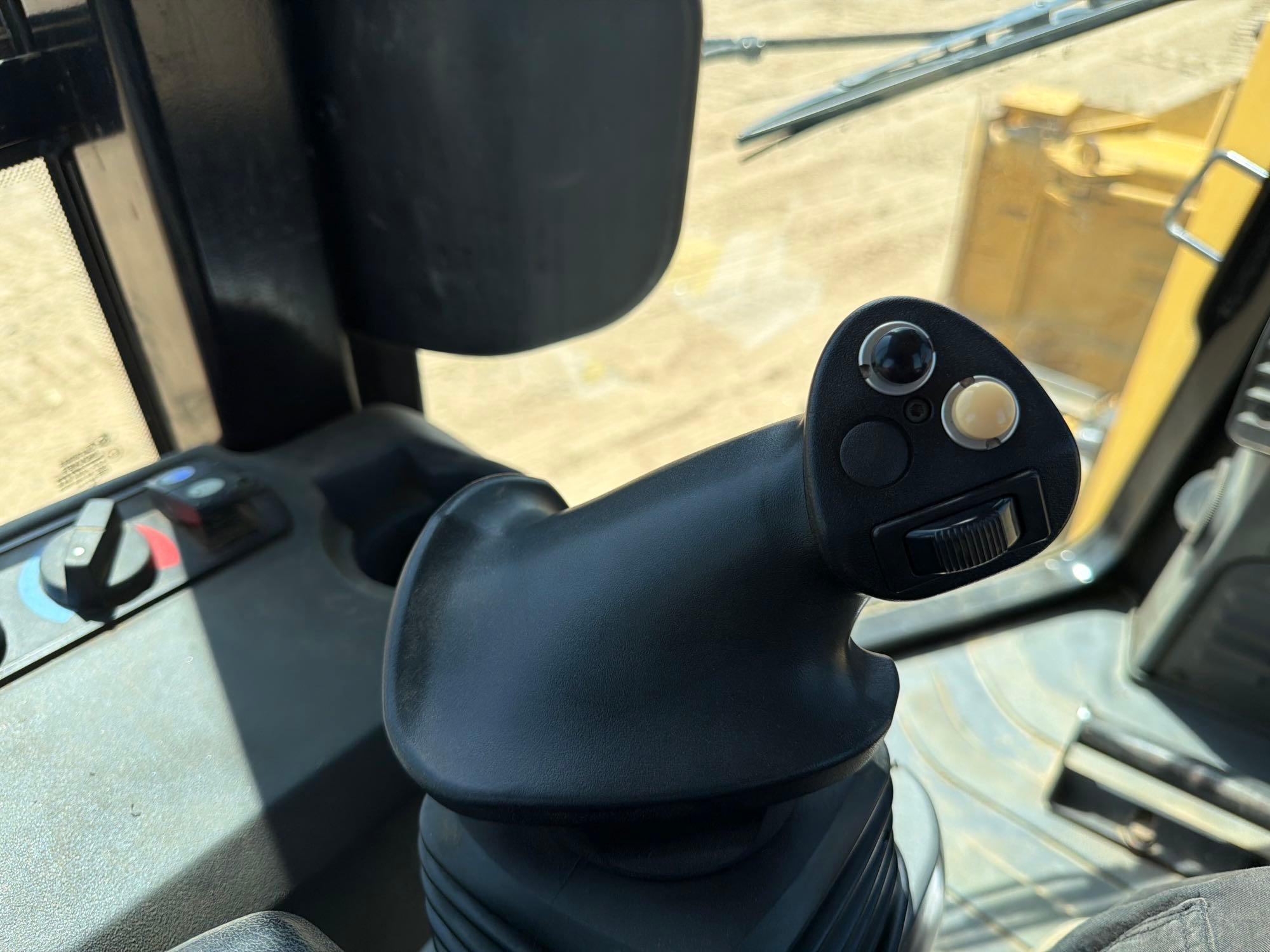 2014 Caterpillar D6K2 XL