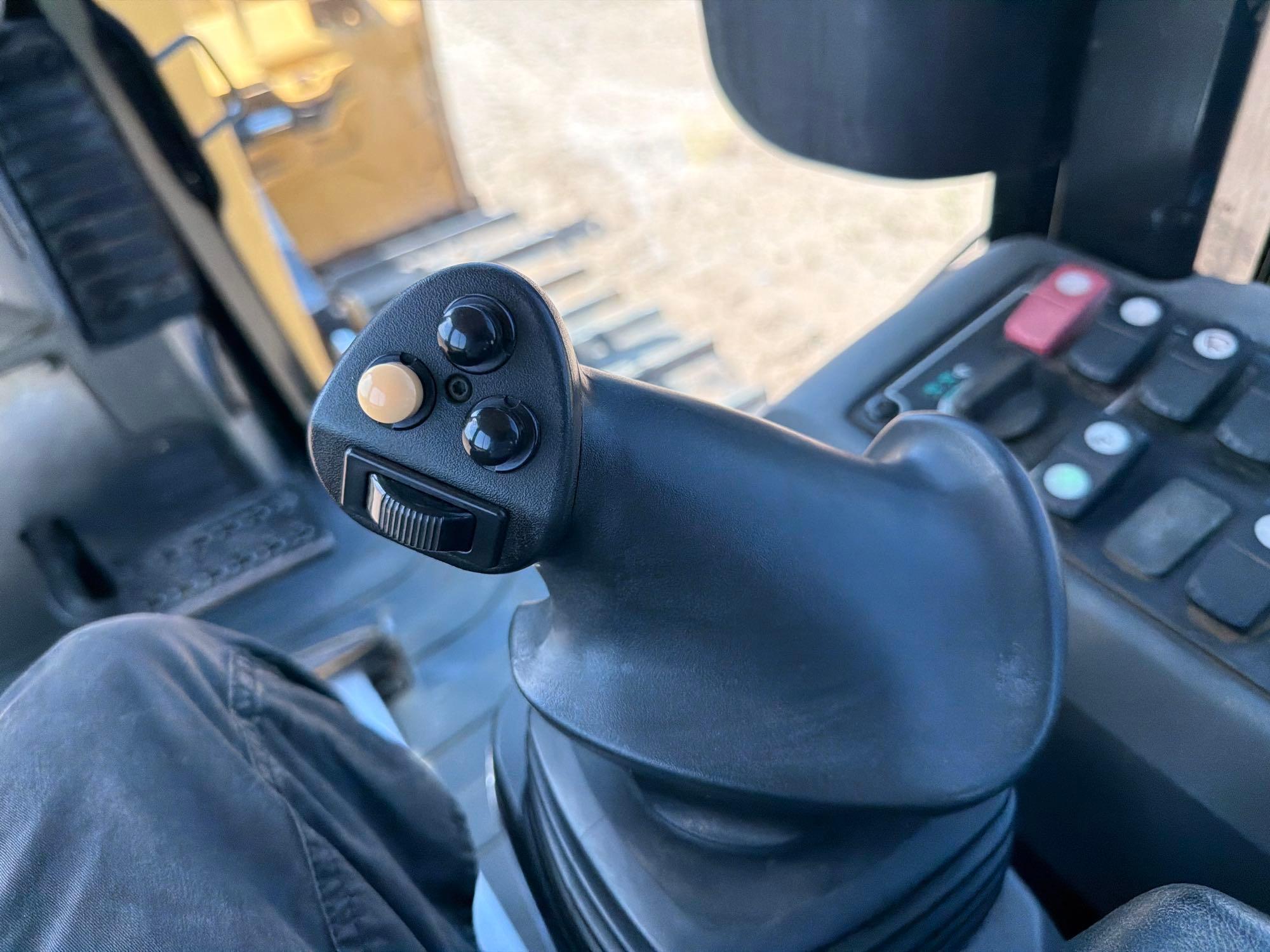 2014 Caterpillar D6K2 XL